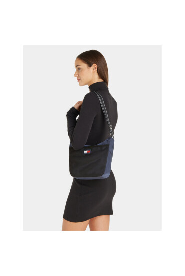 Tommy Jeans Дамска чанта Tjw Skater Girl Shoulder Bag AW0AW15412 Тъмносин - Mera.bg