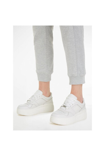 Tommy Jeans Сникърси Tjw Retro Basket Flatform Charm EN0EN02245 Ecru YBL - Mera.bg
