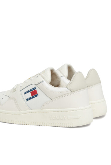 Tommy Jeans Сникърси Tjw Retro Basket Seasonal EN0EN02535 Ivory YBI - Mera.bg