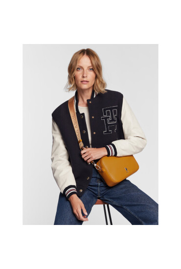 U.S. Polo Assn. Дамска чанта Mansion Crossbody BIUM55557WVP300 Yellow - Mera.bg