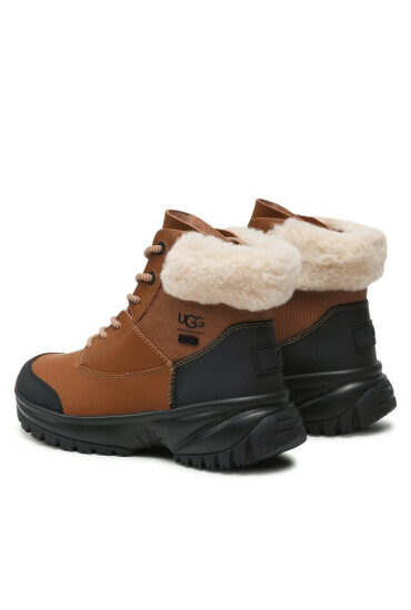 Ugg Туристически oбувки - Mera.bg