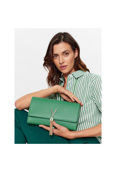 Valentino Дамска чанта Divina VBS1R401G Verde - Mera.bg