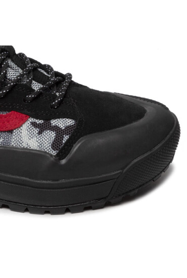 Vans Сникърси Ultrarange Exo VN0A4BVSBLK1 Arctic Camo Black - Mera.bg