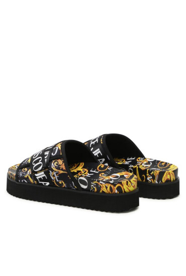 Versace Jeans Couture Чехли 74YA3SM2 ZS634 G89 - Mera.bg