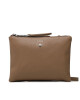 Boss Дамска чанта 50485056 Medium Beige 260 - Mera.bg