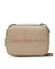 Calvin Klein Jeans Дамска чанта Sculpted Camera Bag 18 Mono K60K610275 Бежов - Mera.bg
