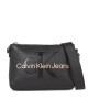 Calvin Klein Jeans Дамска чанта Sculpted Camera Pouch21 Mono K60K610681 Black With Rose 01F - Mera.bg