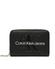 Calvin Klein Jeans Малък дамски портфейл Sculpted Med Zip Around K60K610405 Черен - Mera.bg