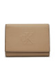 Calvin Klein Jeans Малък дамски портфейл Sculpted Medium Trifold LV04K1078G Бежов - Mera.bg