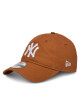 New Era Шапка с козирка New York Yankees League Essential 60580679 Кафяв - Mera.bg
