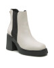 s.Oliver Боти 5-25309-29 Offwhite 109 - Mera.bg