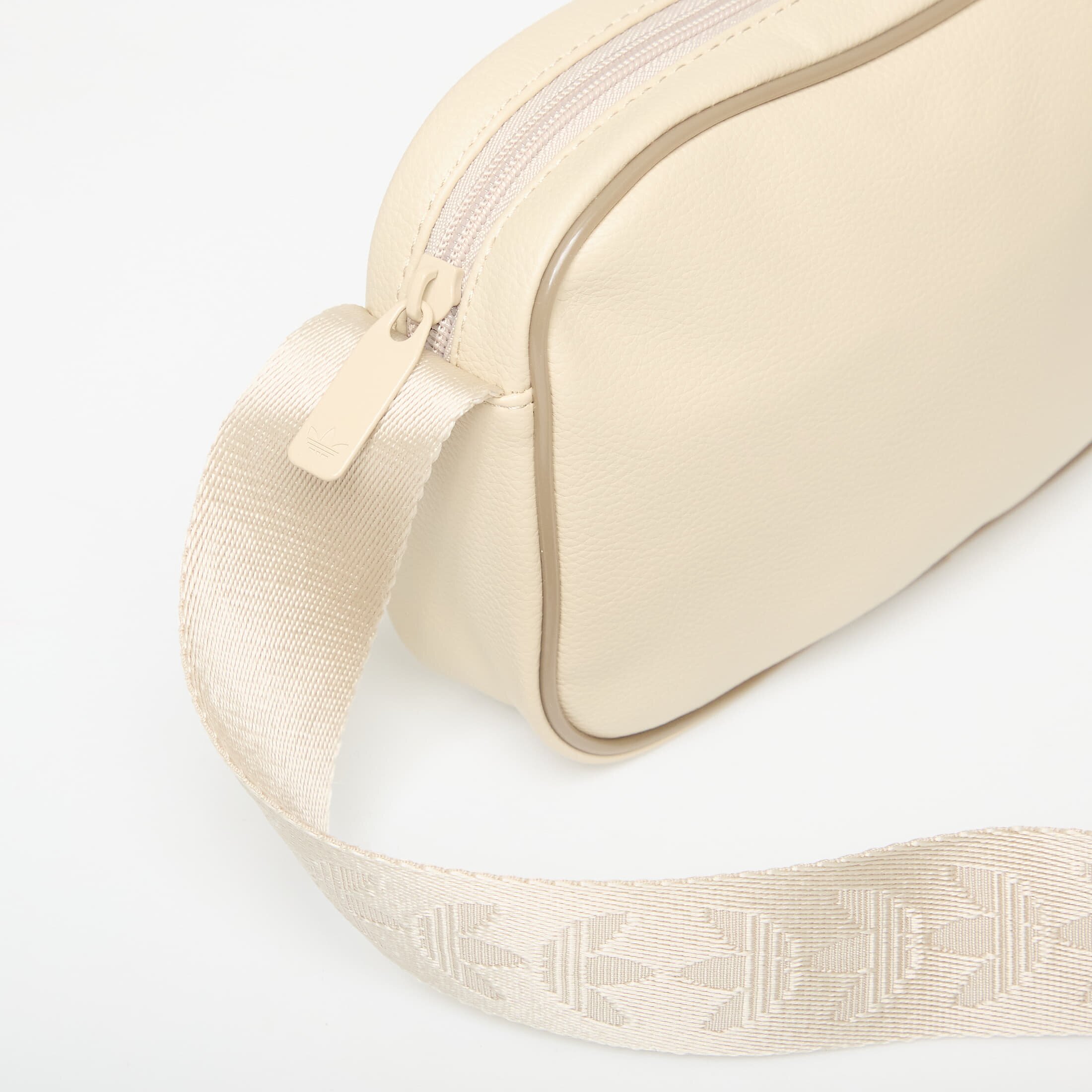 adidas Originals Чанта adidas Adicolor Classic Mini Airliner Shoulder Bag Khaki Three