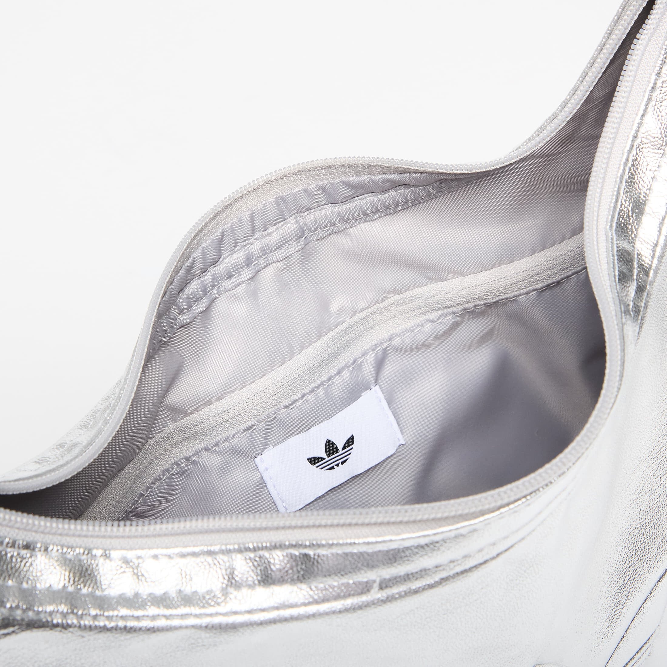adidas Originals Чанта adidas Adicolor Half Crescent Bag Metallic Pu Silver Met.
