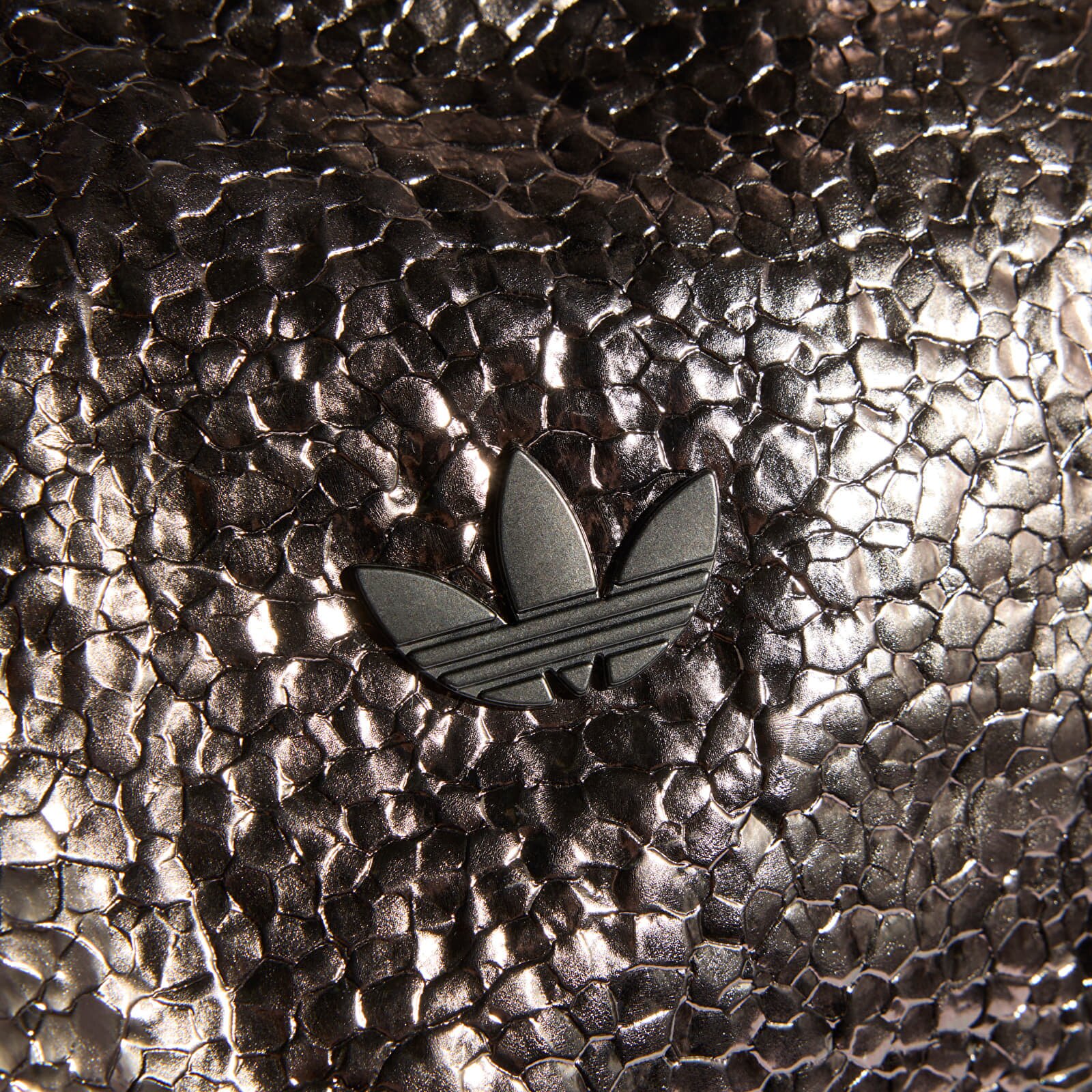 adidas Originals Чанта adidas Adicolor Shopper Metal Pu Grey Three