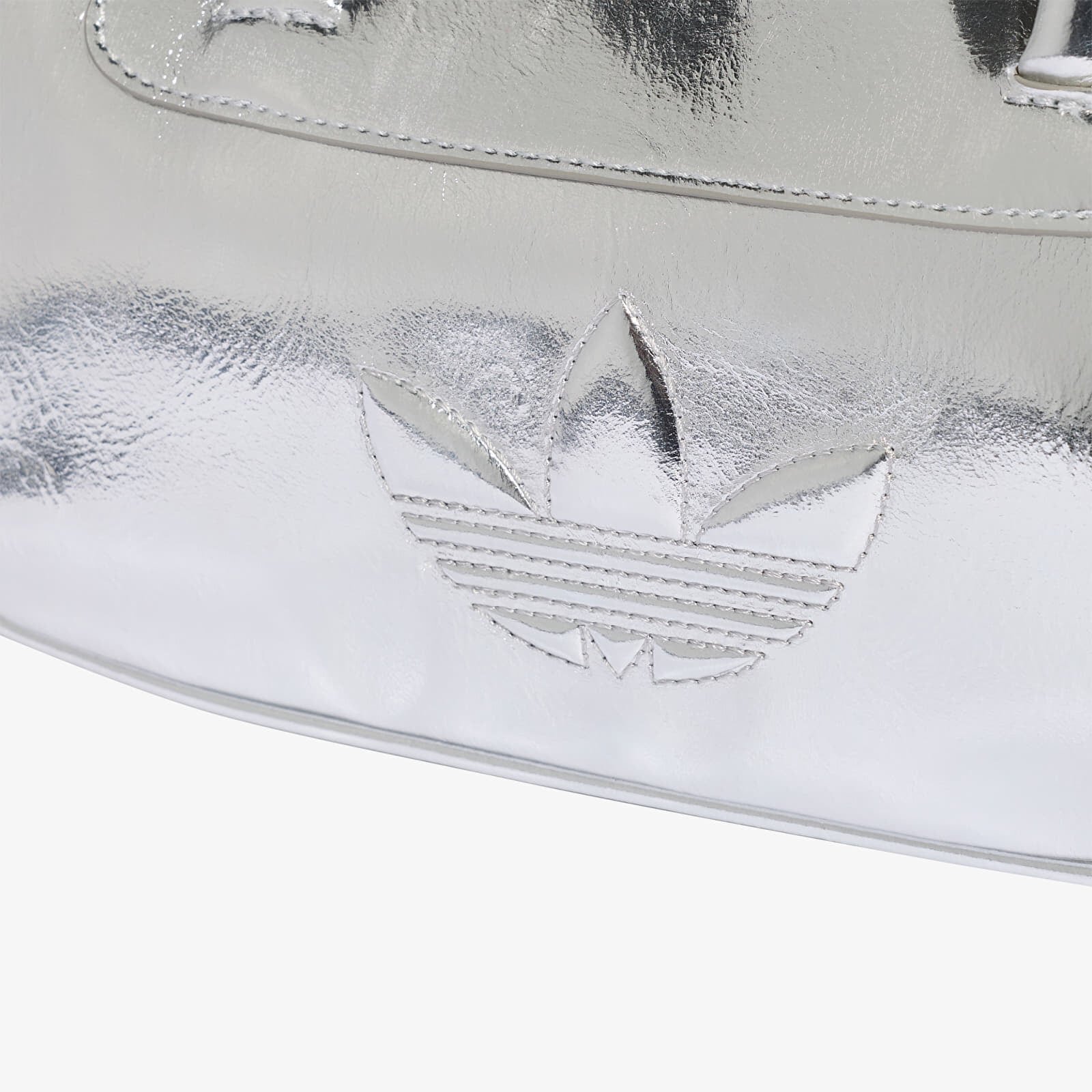adidas Originals Чанта adidas Adilenium Season 5 Metallic Shoulder Bag Silver Met.