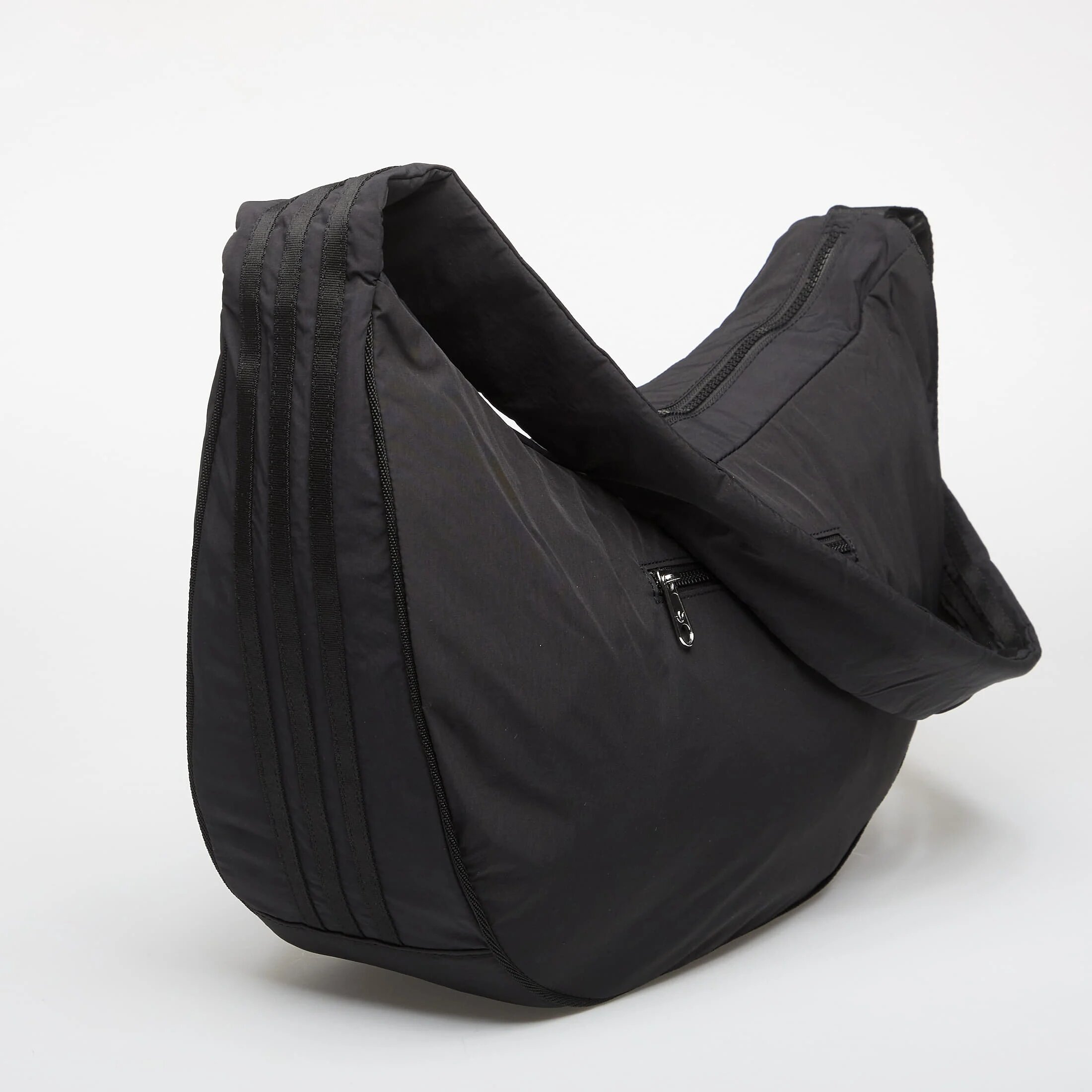 adidas Originals Чанта adidas Everyday Icons Crossbody Bag Half Moon Black
