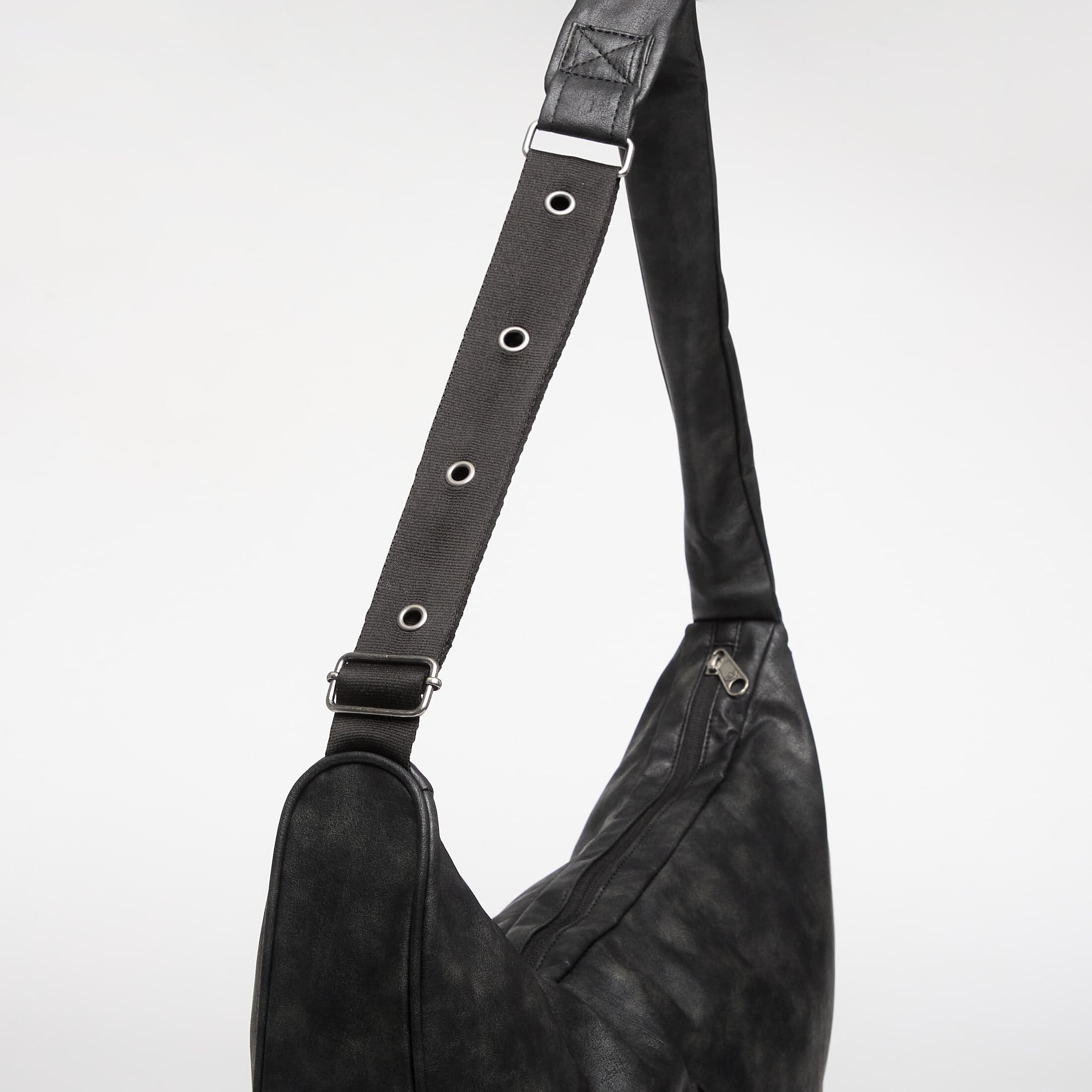 adidas Originals Чанта adidas Pu Studs Moon Bag Black