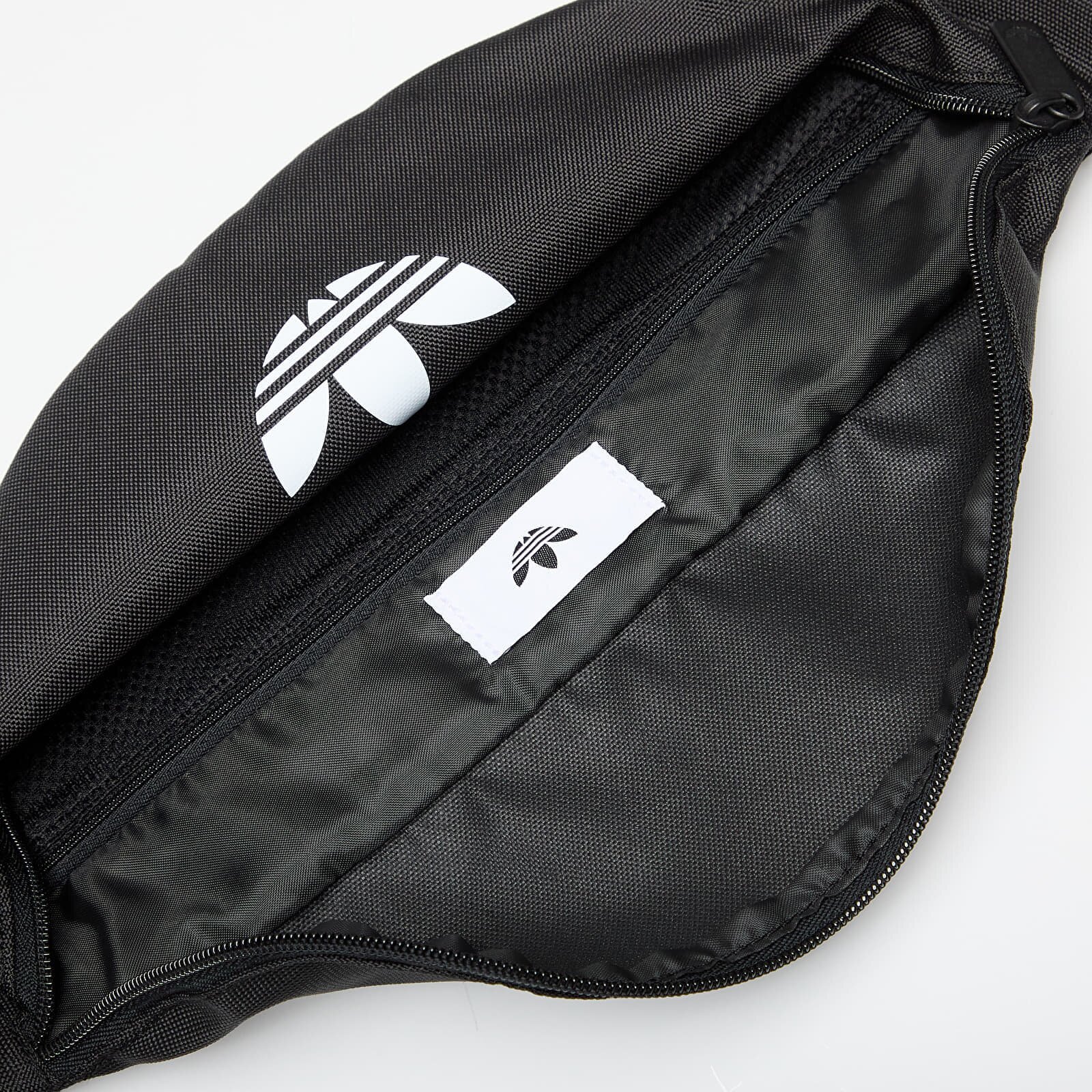 adidas Originals Чантичка за кръста adidas Adicolor Waistbag Black