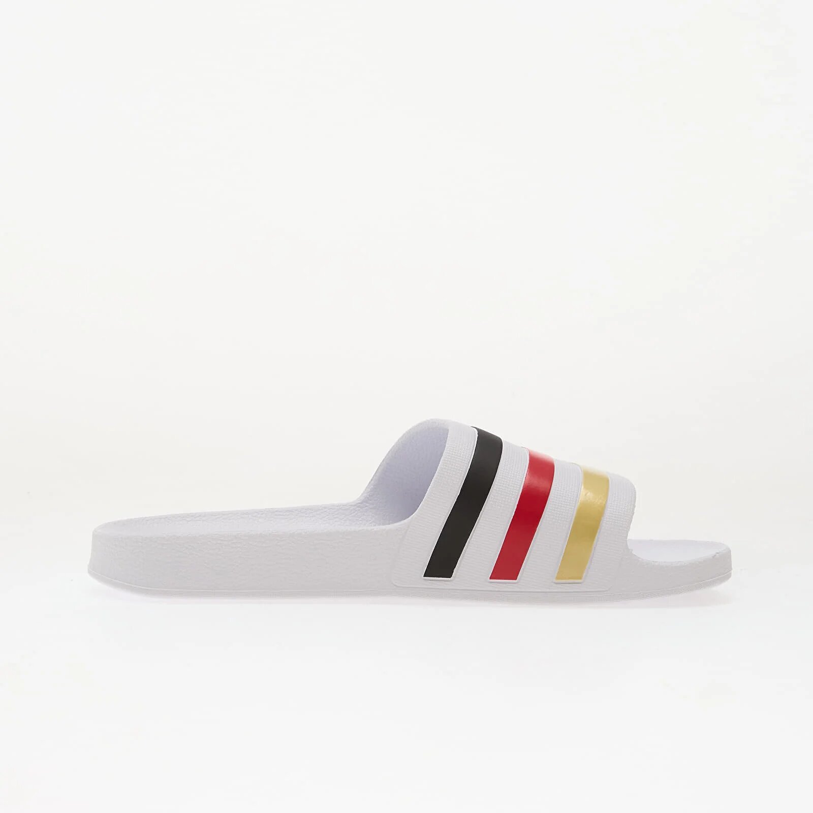 adidas Originals Обувки adidas Adilette Aqua Slides Ftwr White/ Core Black/ Gold Met.