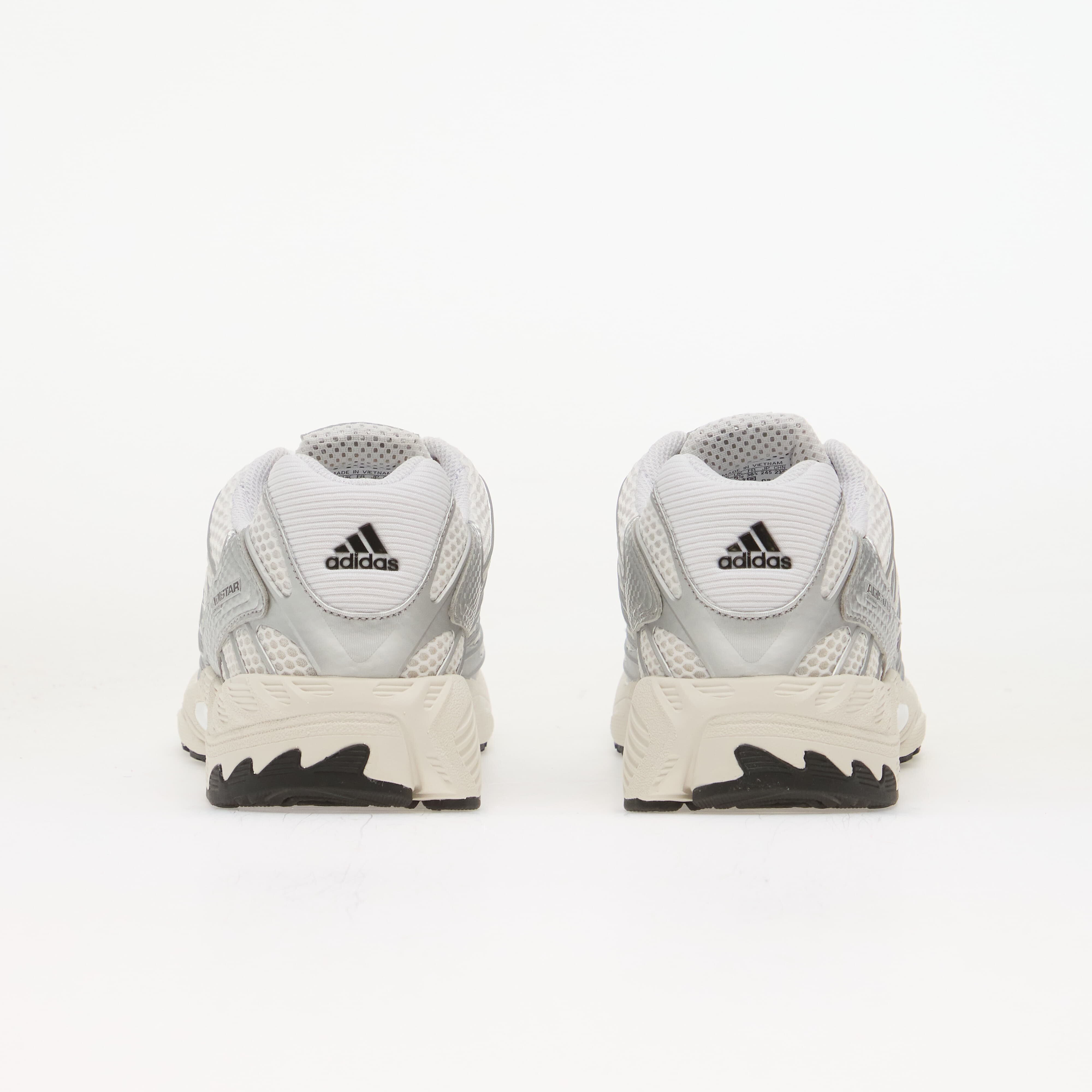 adidas Originals Обувки adidas Adistar Control 3 Kids Ftwr White/ Silver Met./ Core Black