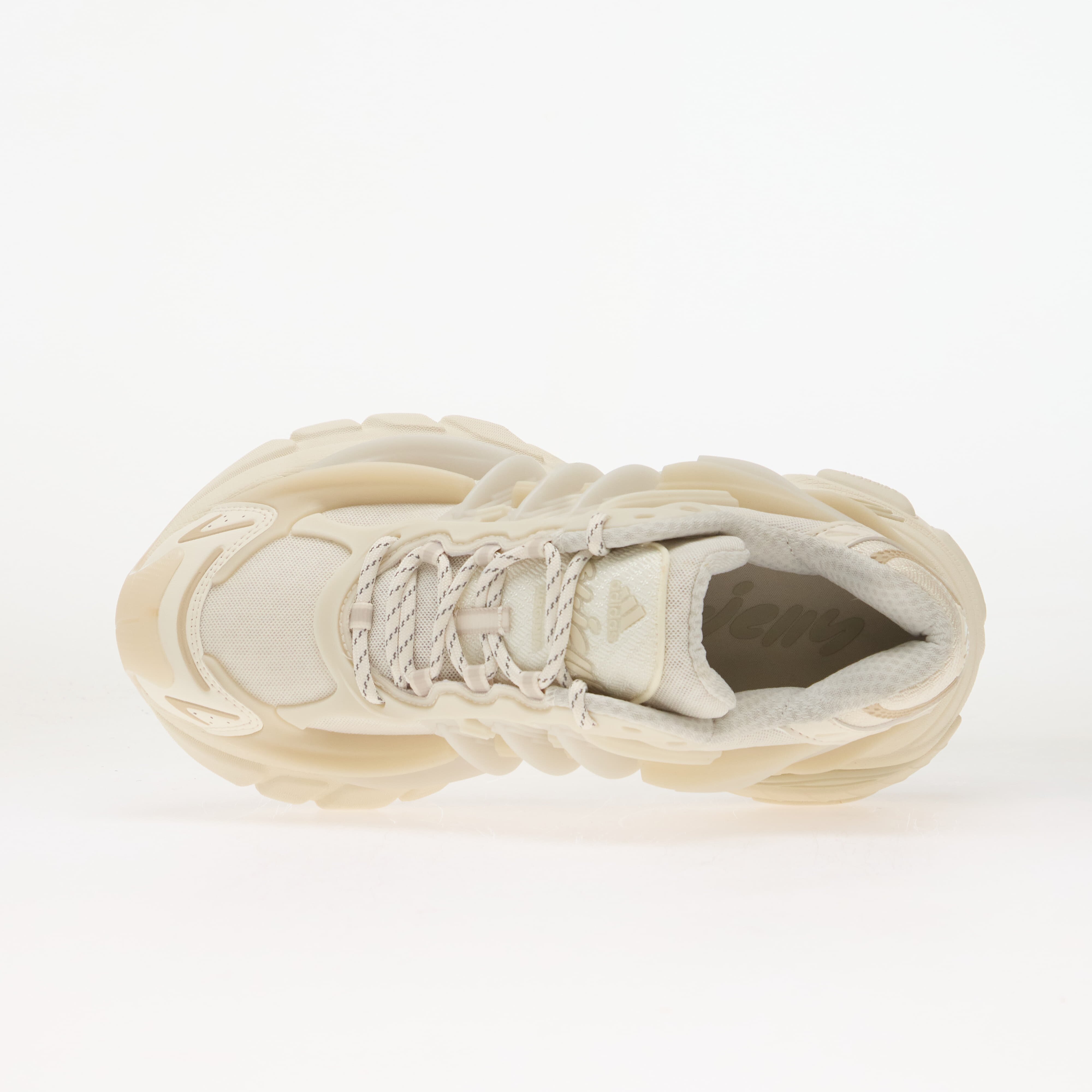 adidas Originals Обувки adidas x Pharrell Williams Adistar Jellyfish Chalk White/ Off White/ Clear Brown
