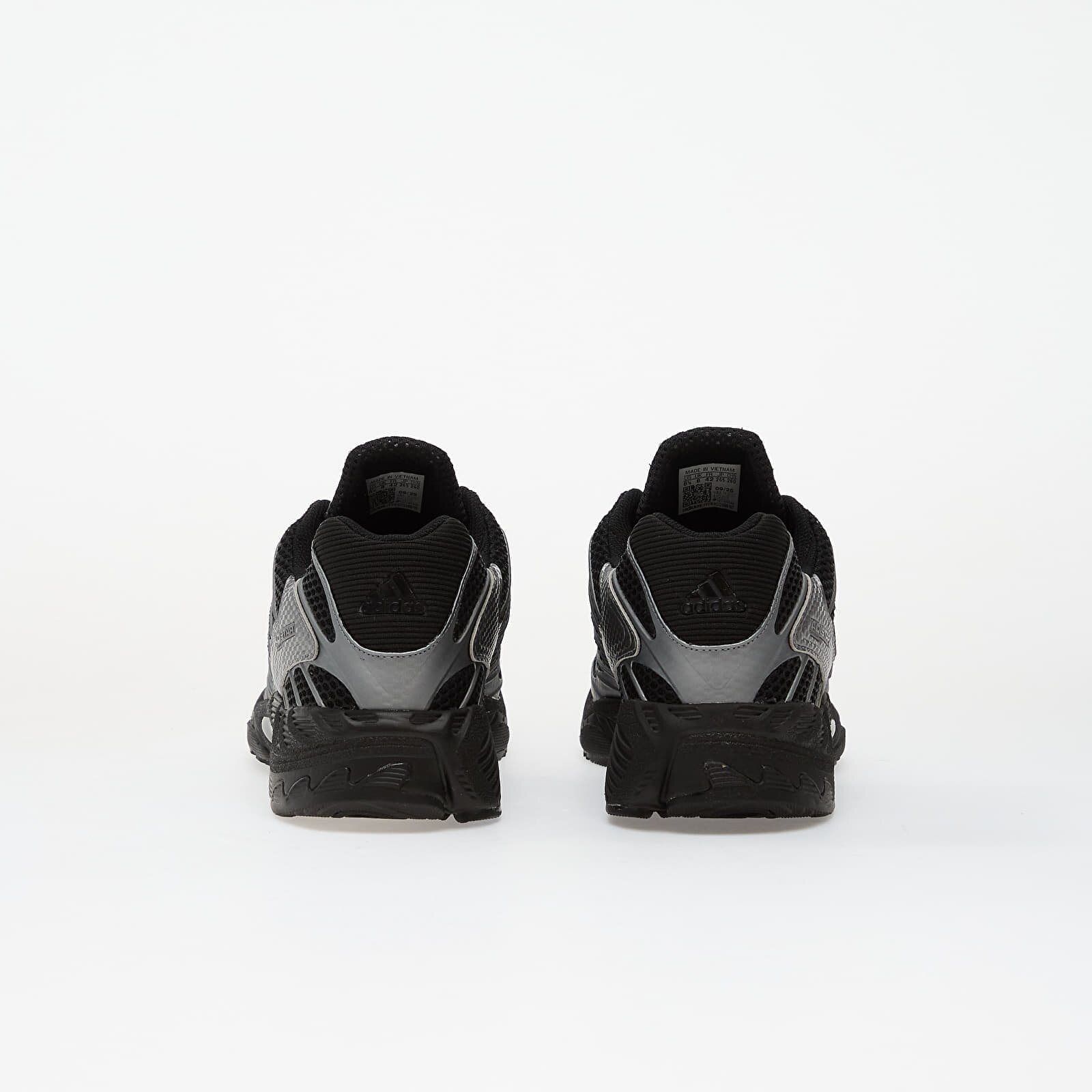 adidas Originals Сникърси adidas Adistar Control 3 Core Black/ Iron Metalic/ Ftw White