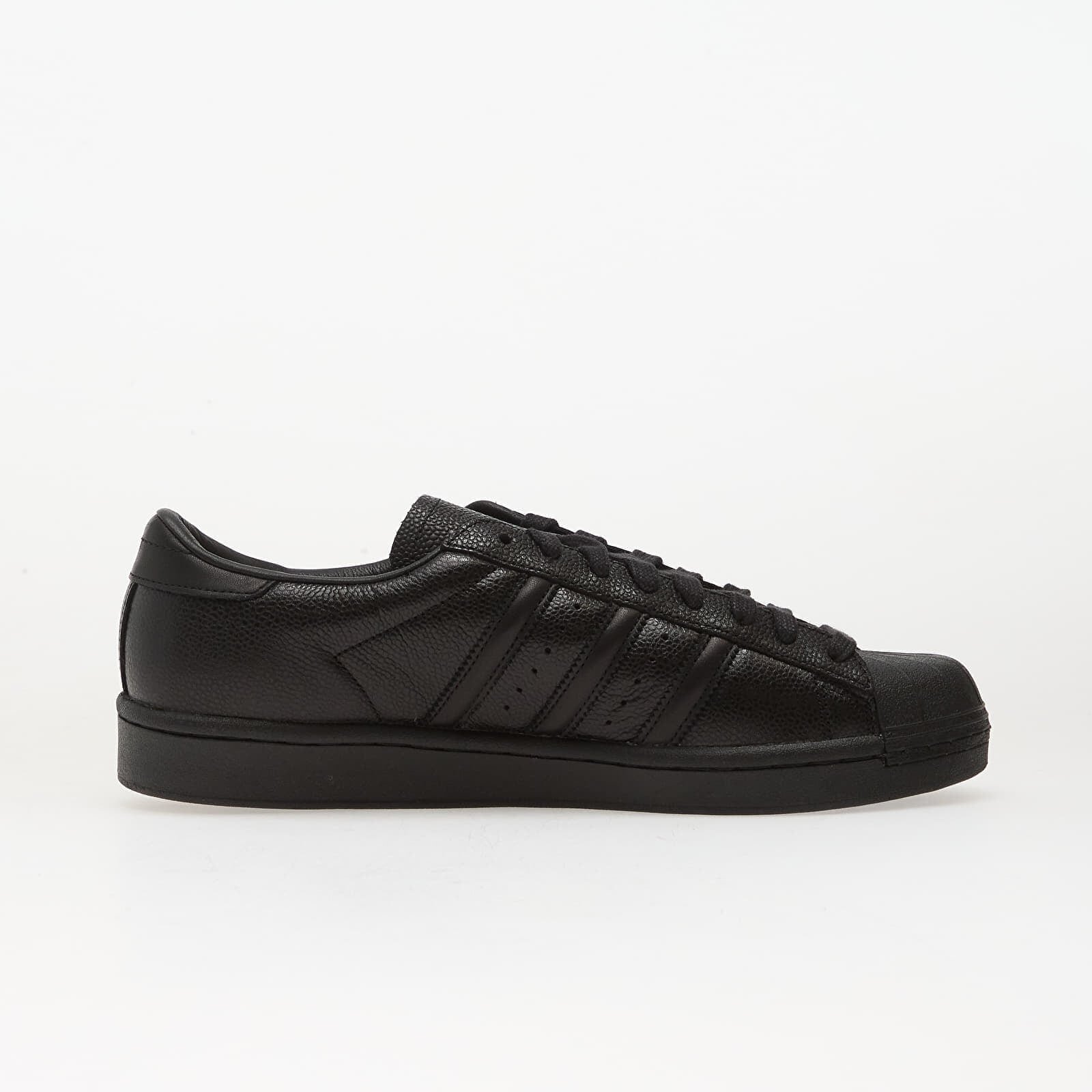 adidas Originals Сникърси adidas Superstar Vintage Core Black/ Core Black/ Gold Metallic