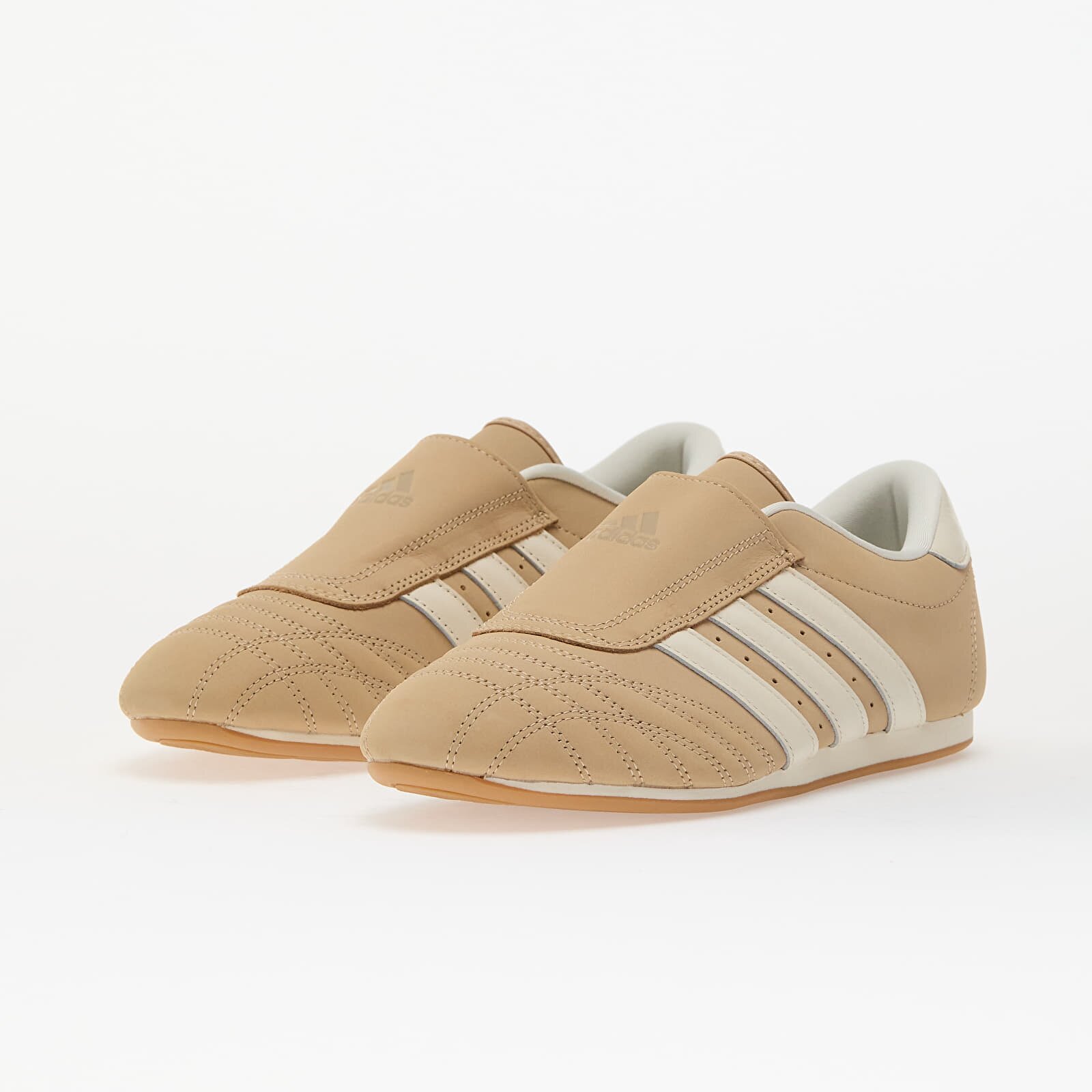 adidas Originals Сникърси adidas Taekwondo W Magic Beige/ Off White/ Gum