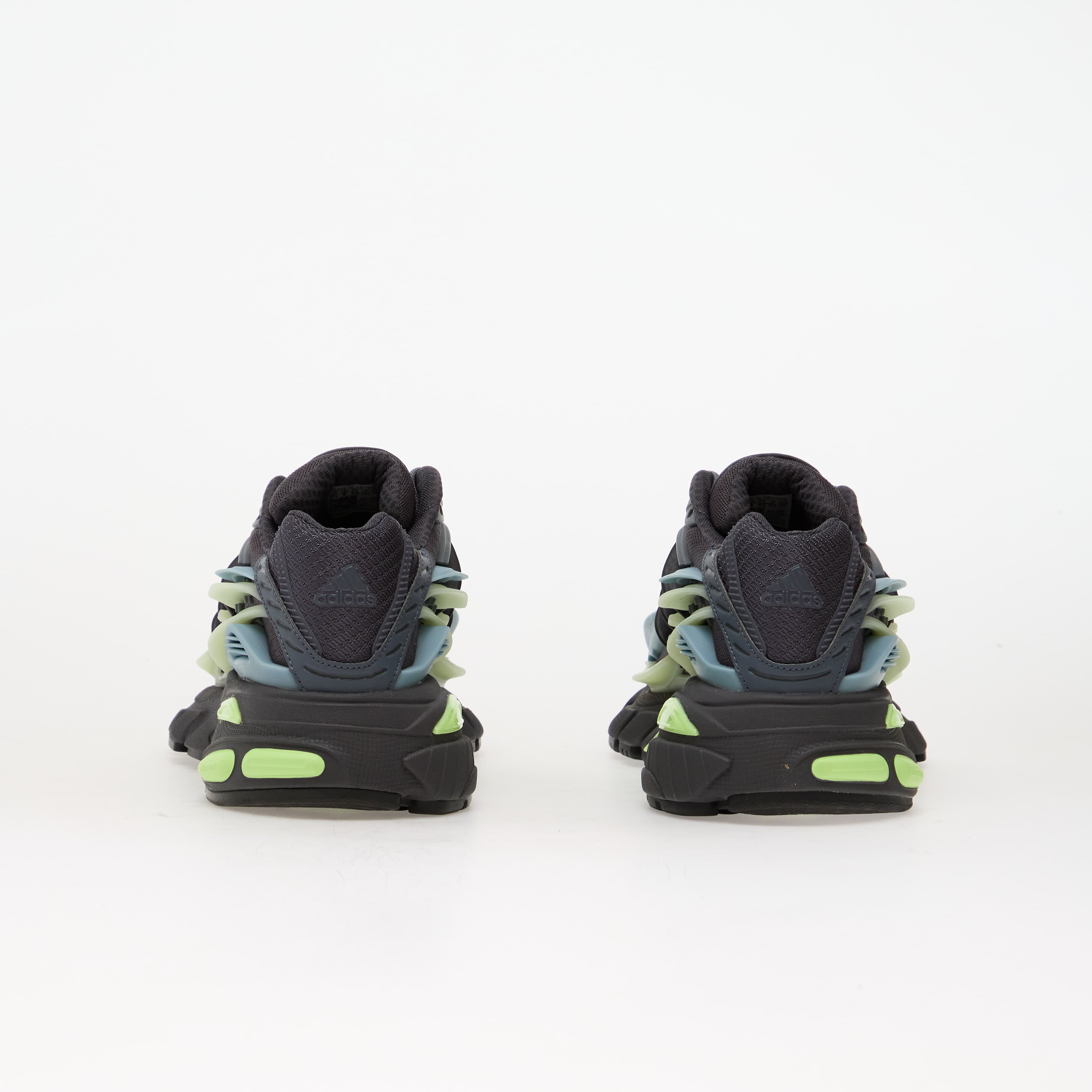 adidas Originals Сникърси adidas x Pharrell Williams Adistar Jellyfish Onix/ Aurora Onix/ Core Black