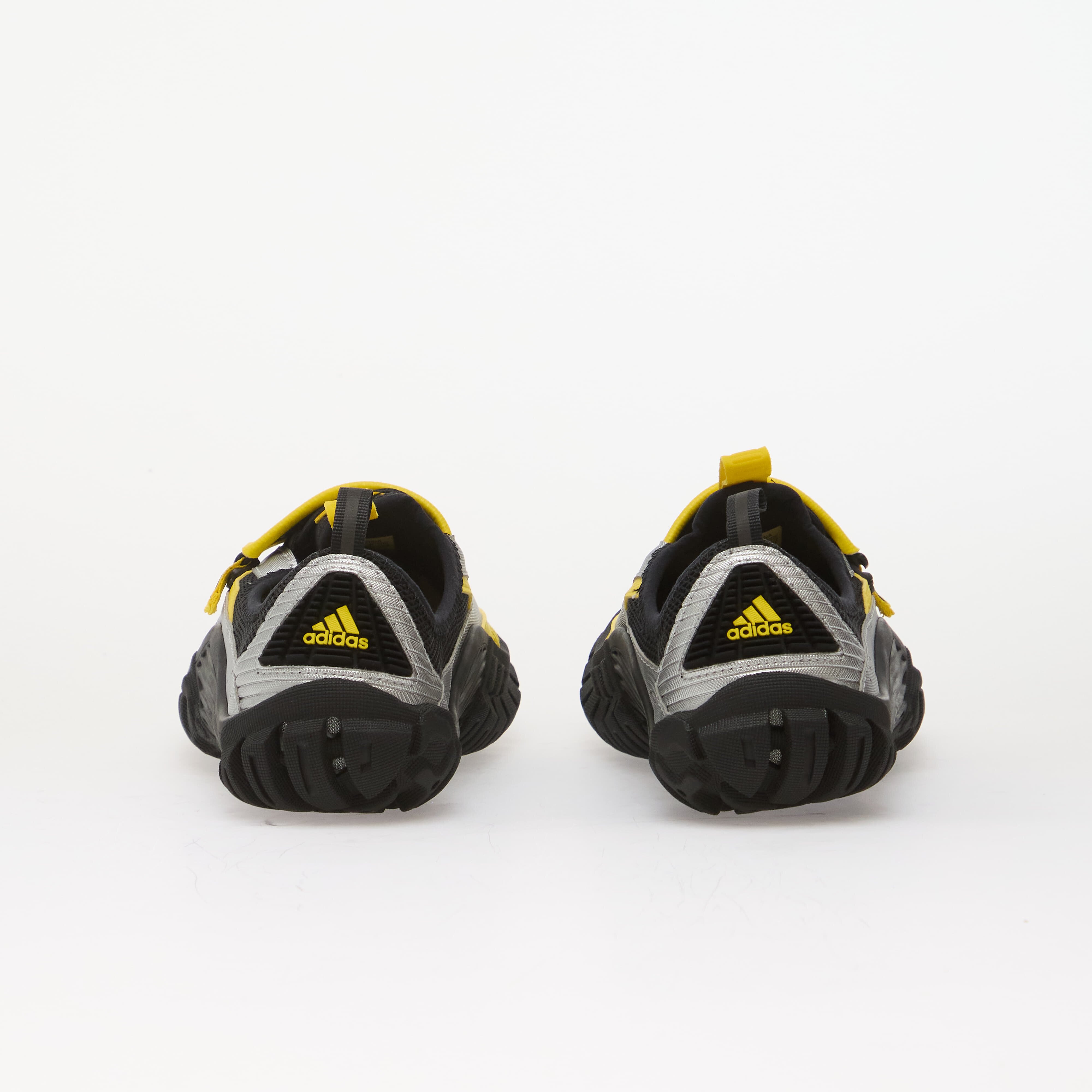 adidas Originals Сникърси adidas x Pharrell Williams Water Moc Yellow/ Core Black/ Matte Silver