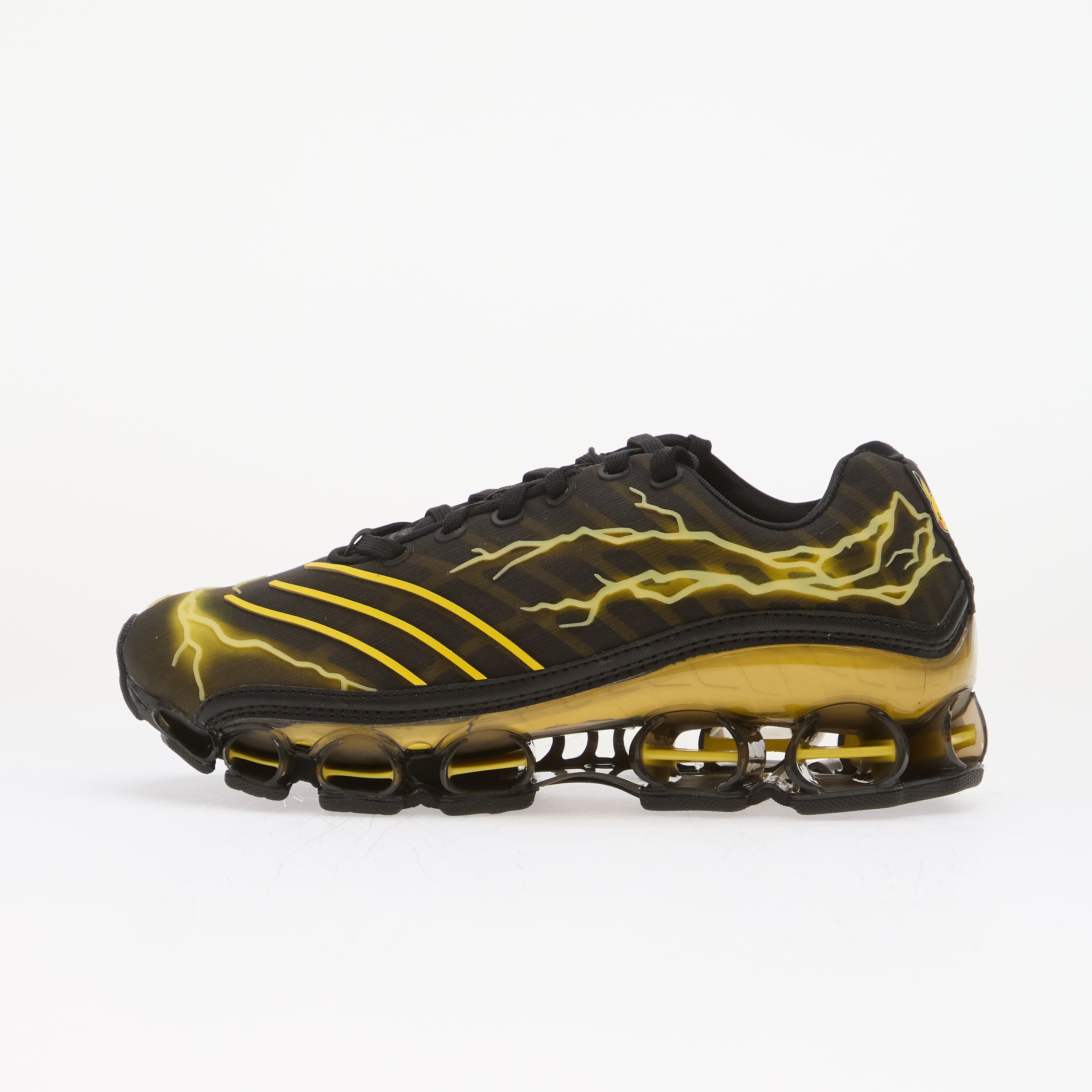 adidas Originals Сникърси adidas x Pokemon Megaride F50 (Pikachu) Core Black/ Carbon/ Yellow