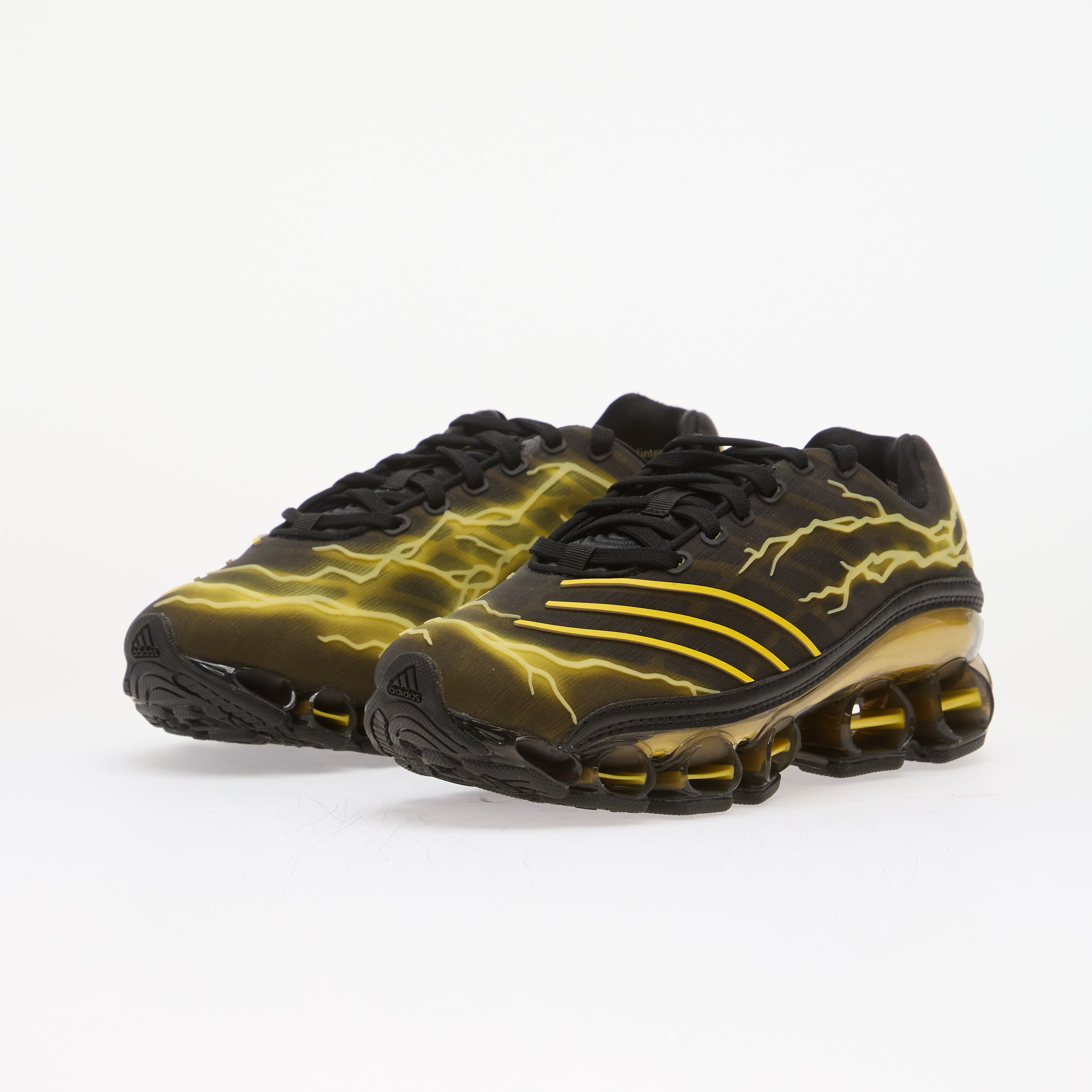 adidas Originals Сникърси adidas x Pokemon Megaride F50 (Pikachu) Core Black/ Carbon/ Yellow
