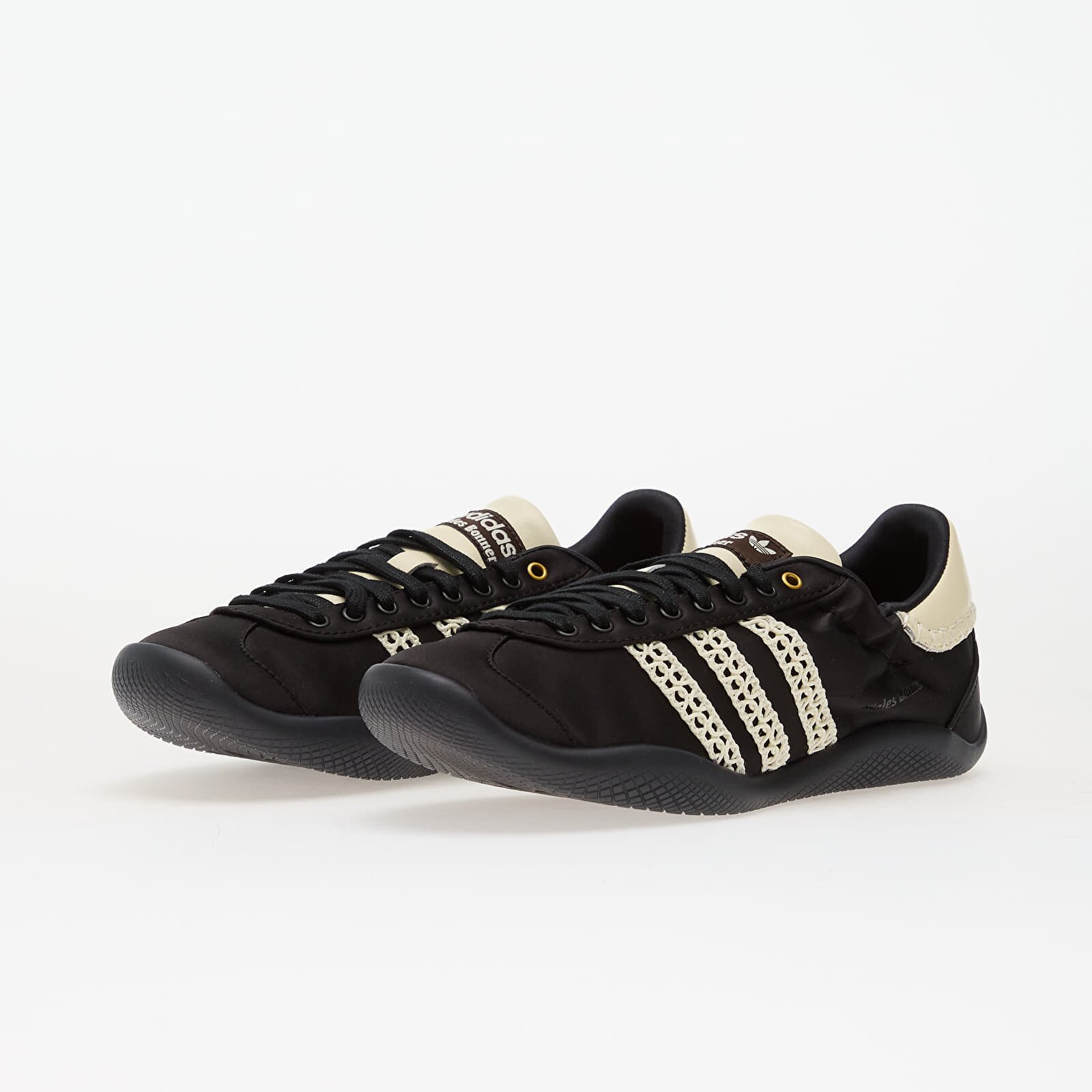 adidas Originals Сникърси adidas x Wales Bonner Karintha Lo Satin Core Black/ Dark Brown/ Crew White