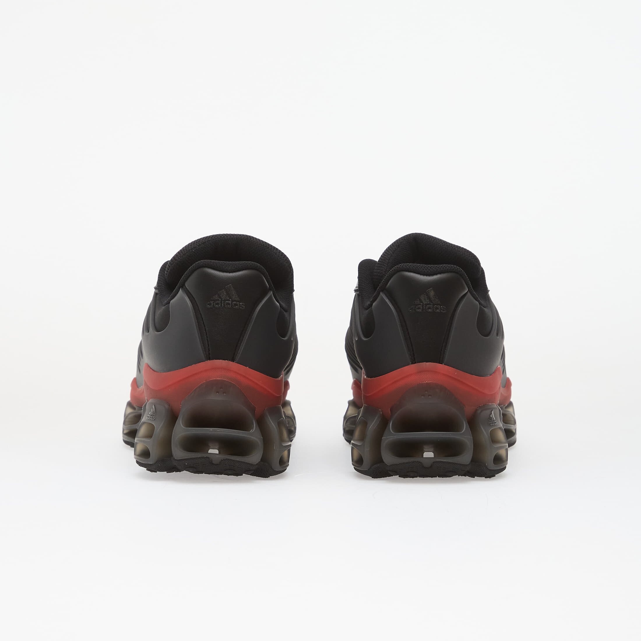 adidas Originals Сникърси adidas x Willy Chavarria Megaride Ag Xl Core Black/ Core Black/ Red