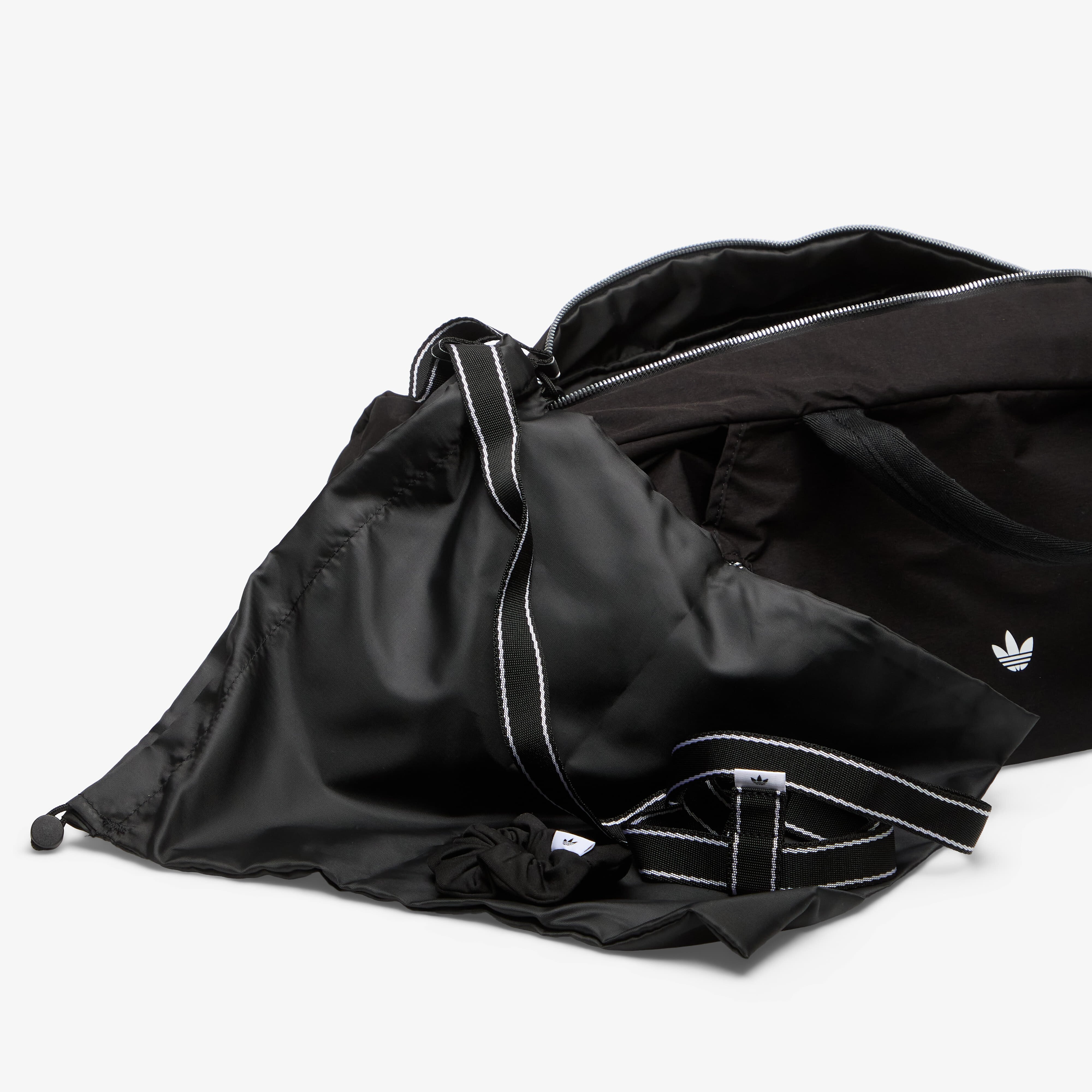 adidas Performance Чанта adidas OG Sport Duffel Bag Medium Black/ White/ Silver Met.