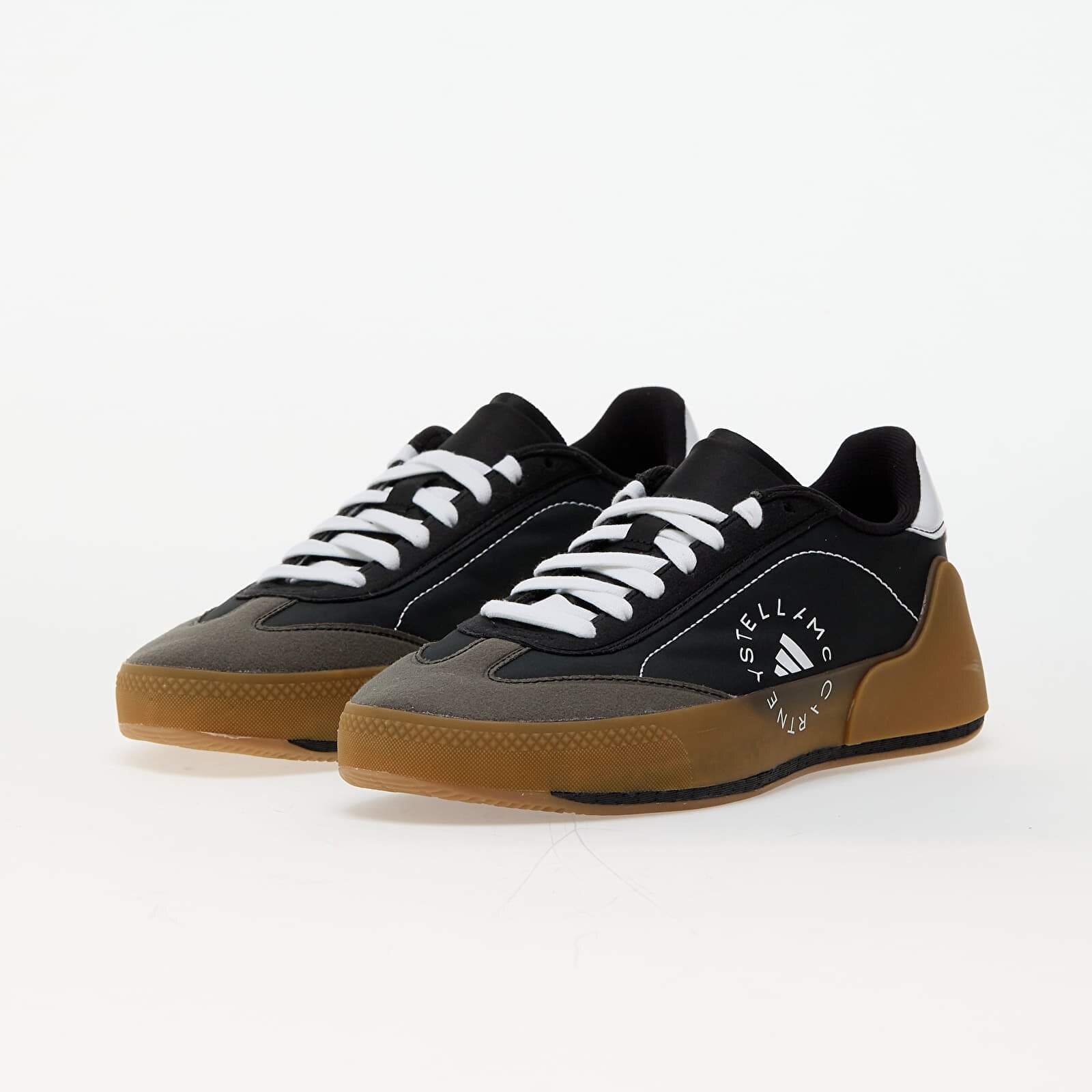 adidas Performance Сникърси adidas by Stella McCartney Court Boost Ftwr White/ Gum5/ Core Black