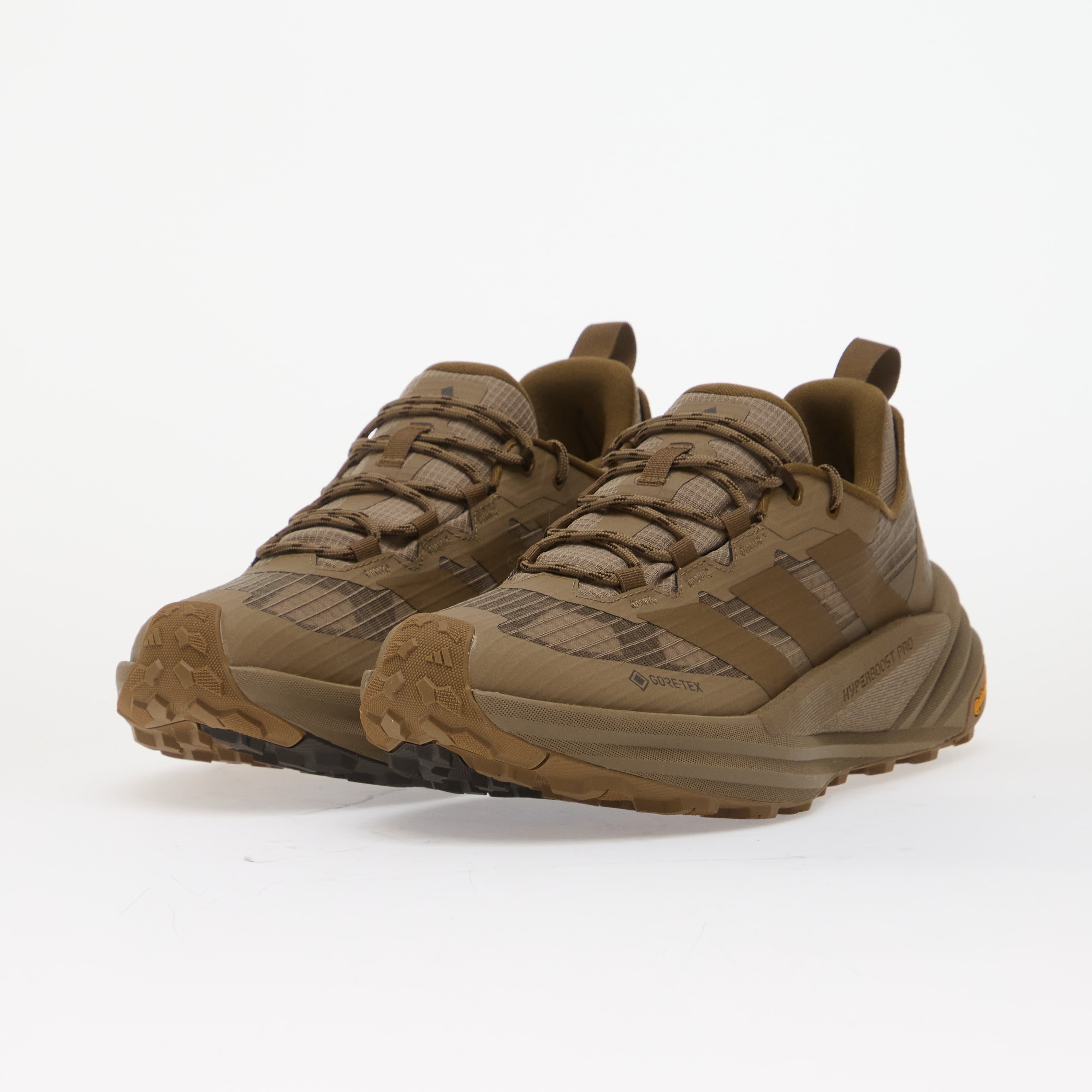 adidas Performance Сникърси adidas TERREX Freehiker 3 Low GORE-TEX Khaki Six/ Brown Oxide/ Dark Brown