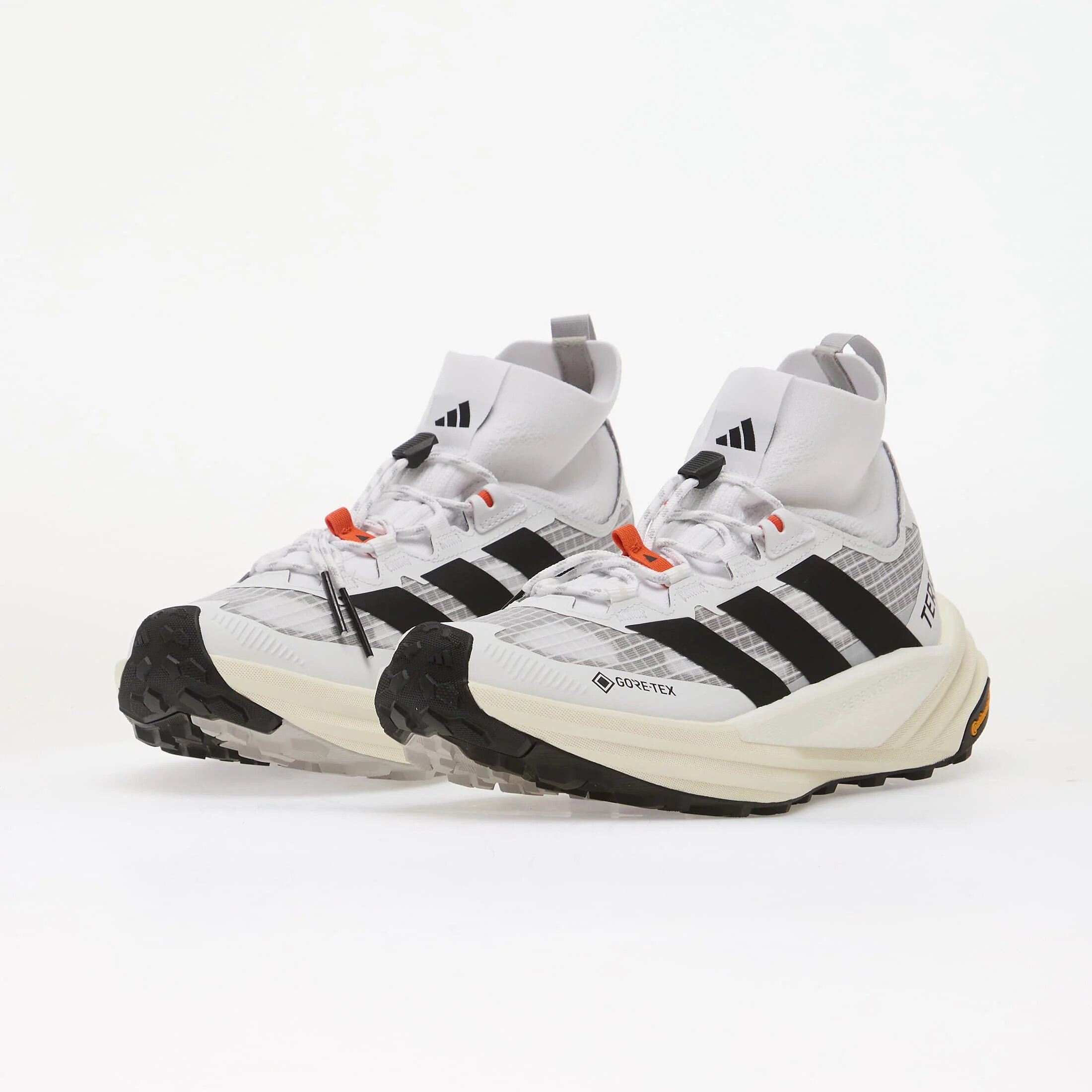 adidas Performance Сникърси adidas TERREX Freehiker 3 Ultra BOOST DREAMSTRIKE+ GORE-TEX Ftwr White/ Core Black/ Off White