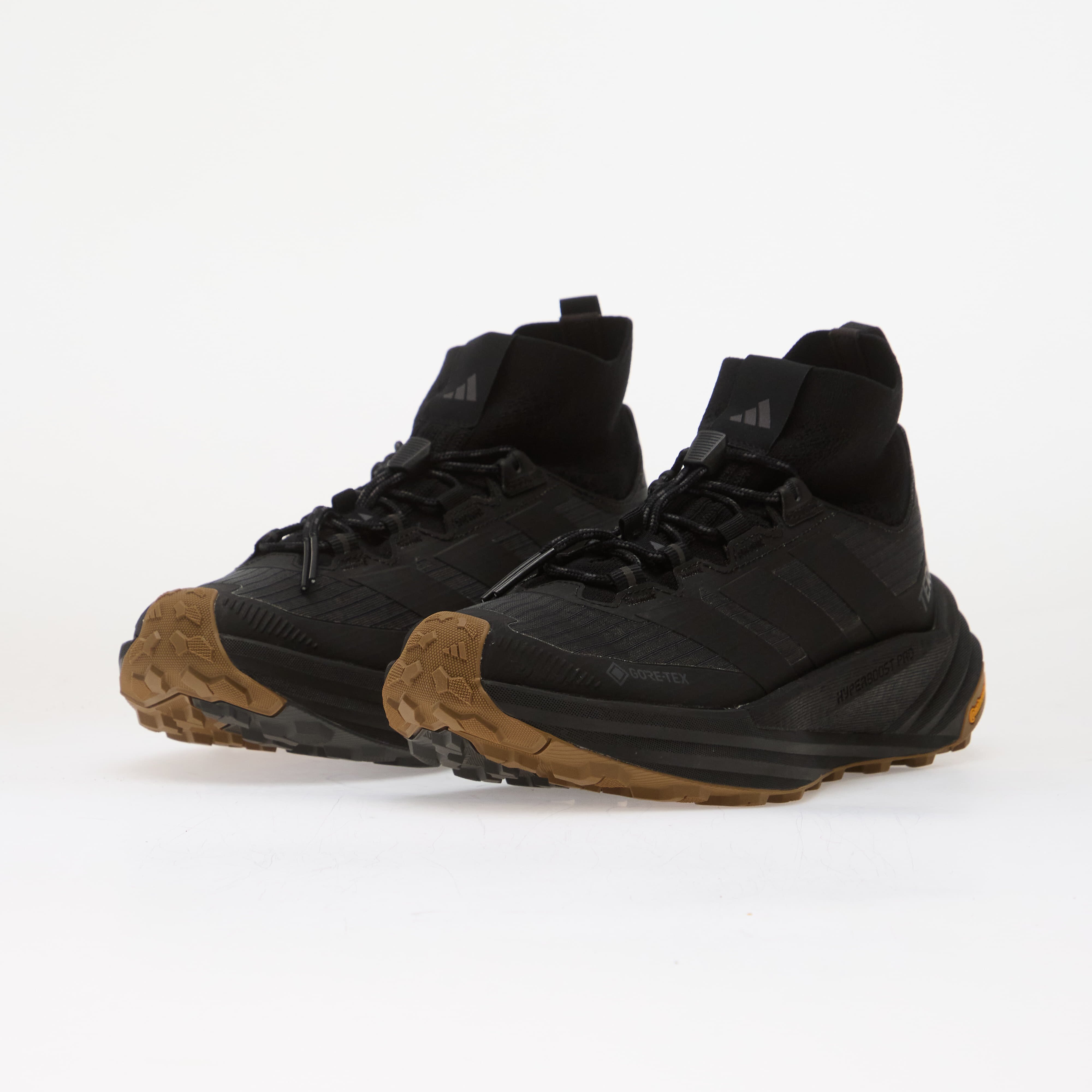 adidas Performance Сникърси adidas TERREX Freehiker 3 Ultra GORE-TEX Core Black/ Core Black/ Brown Oxide