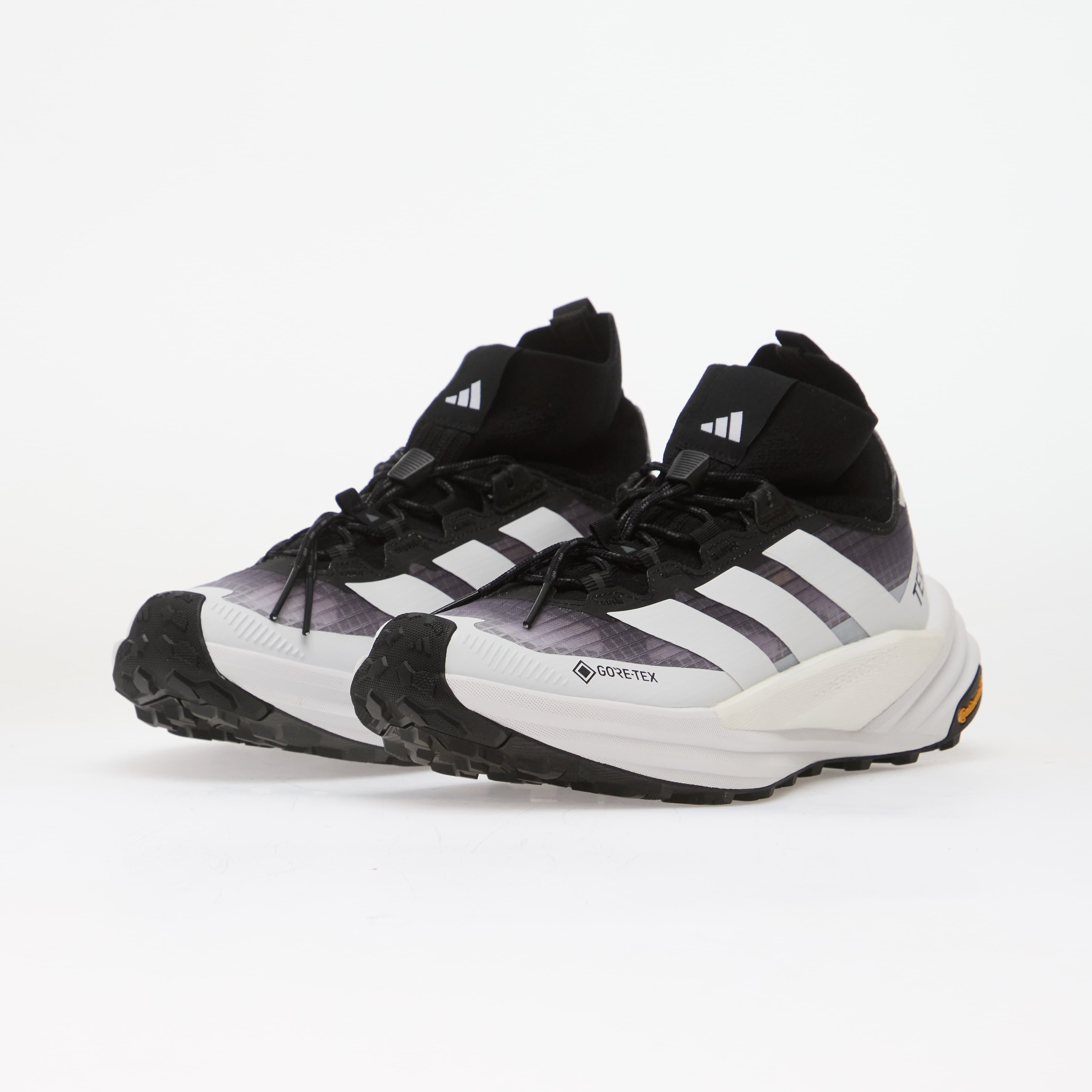 adidas Performance Сникърси adidas TERREX Freehiker 3 Ultra GORE-TEX HYPERBOOST PRO DREAMSTRIKE+ Ftwr White/ Ftwr White/ Core Black