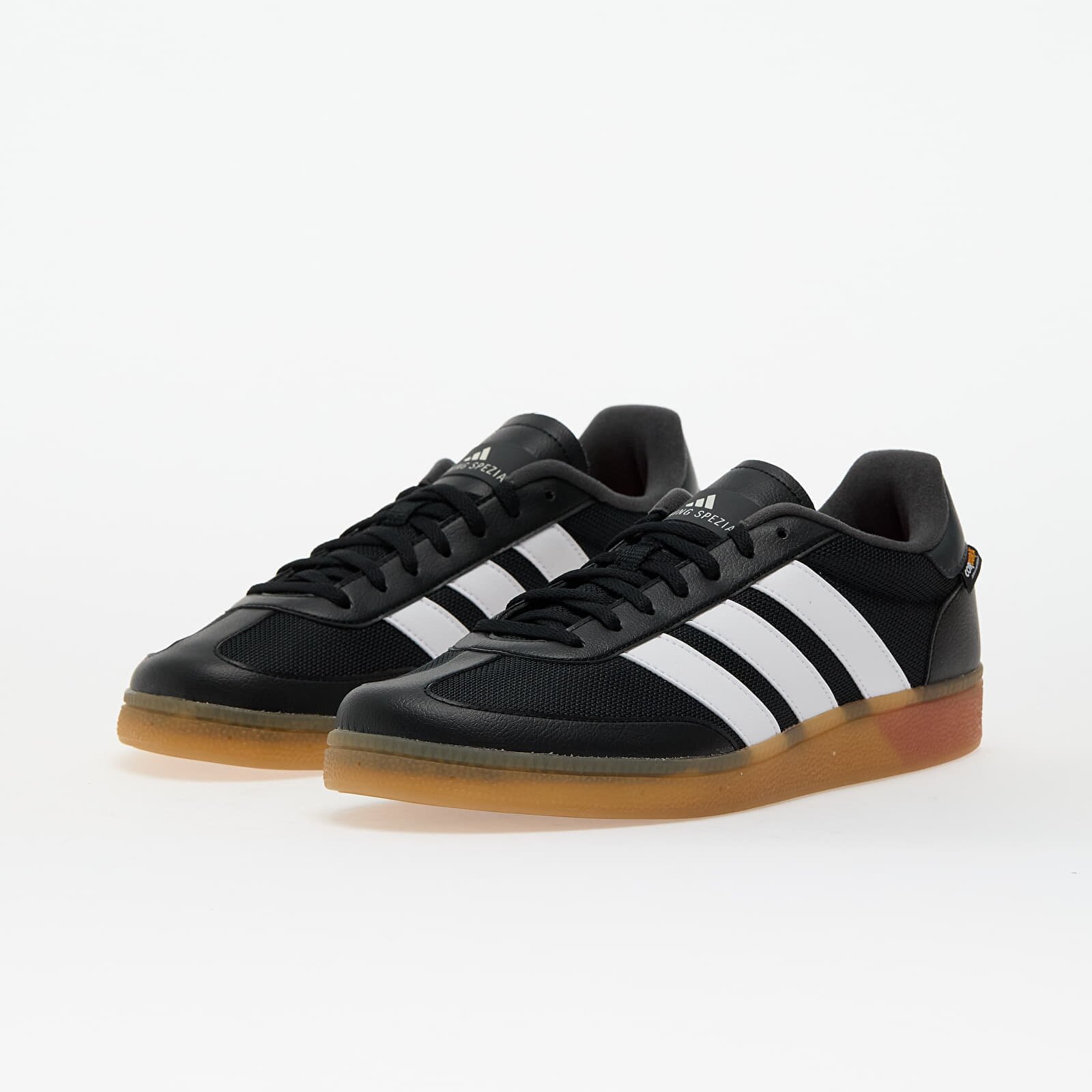 adidas Performance Сникърси adidas Training Spezial Core Black/ Core White/ Lucid Red