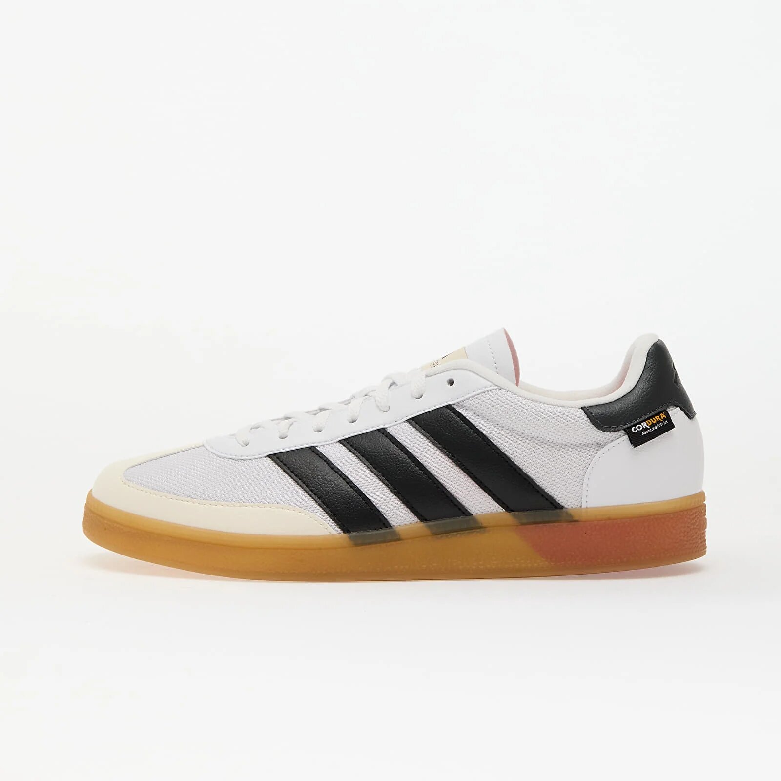 adidas Performance Сникърси adidas Training Spezial Ftw White/ Core Black/ Lucid Red