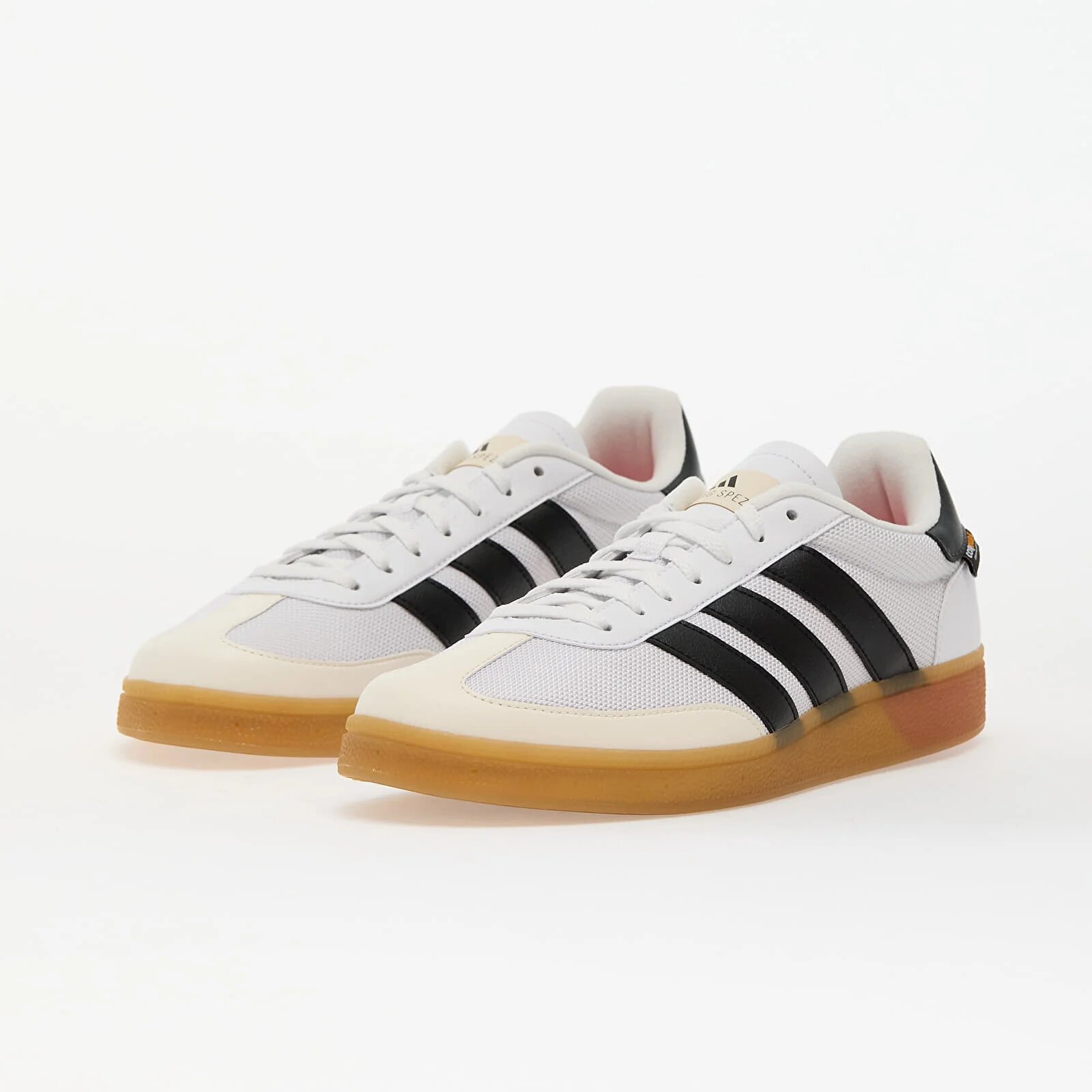 adidas Performance Сникърси adidas Training Spezial Ftw White/ Core Black/ Lucid Red