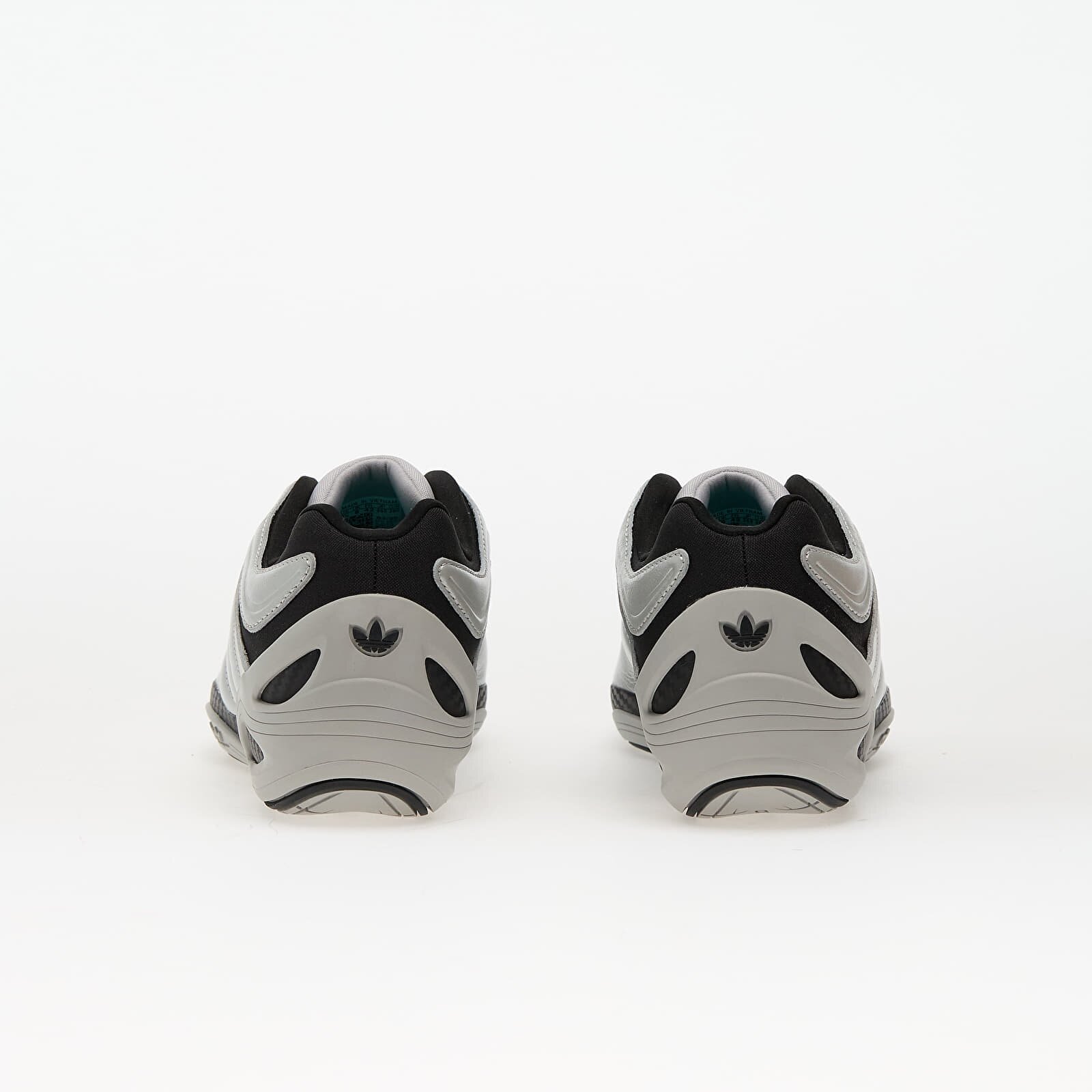 adidas Performance Сникърси adidas x Mercedes AMG Petronas Adiracer Gt Metallic Silver/ Core Black/ Grey Two