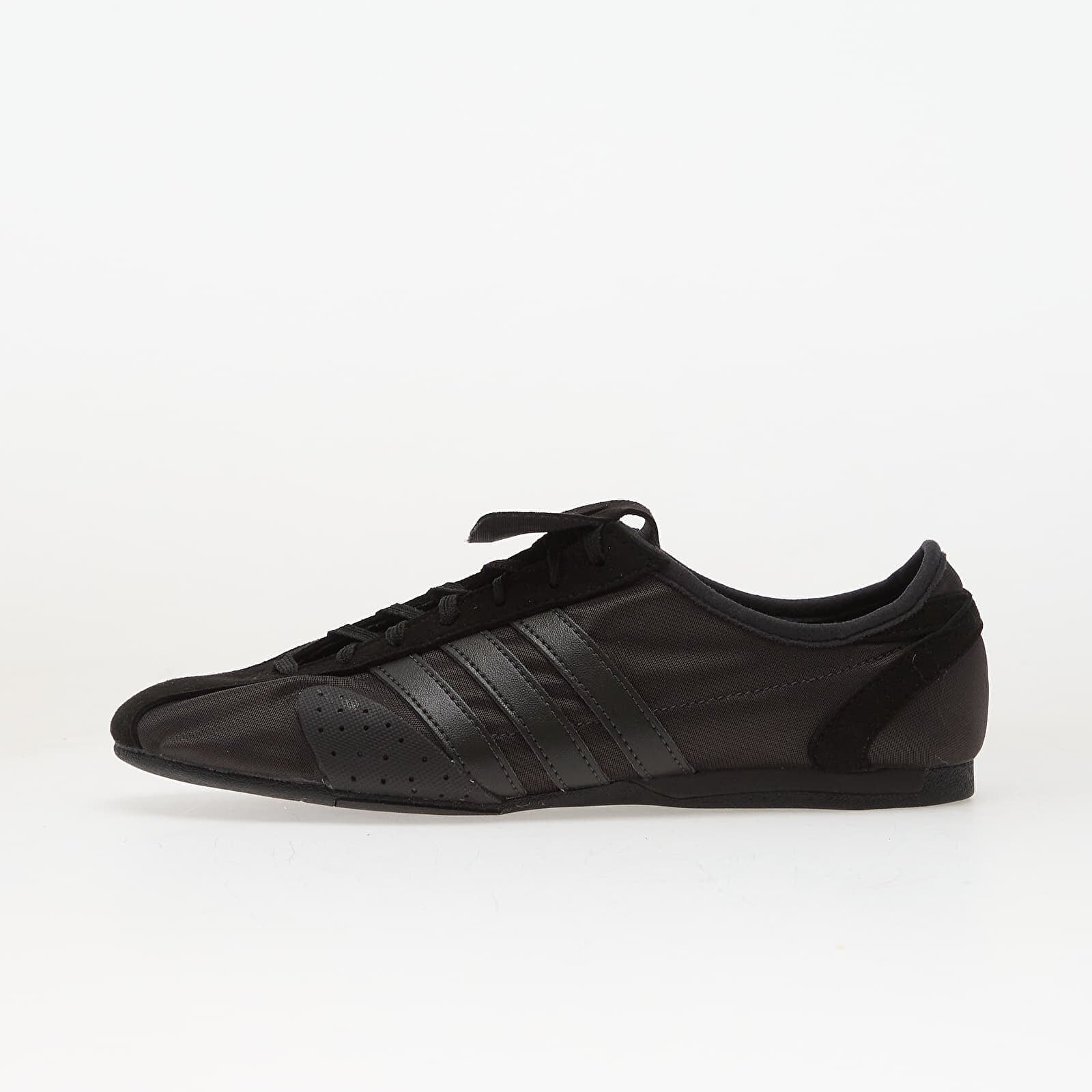 adidas Performance Сникърси adidas x Stella McCartney Sportswear 76 Trainers Core Black/ Core Black/ Core Black