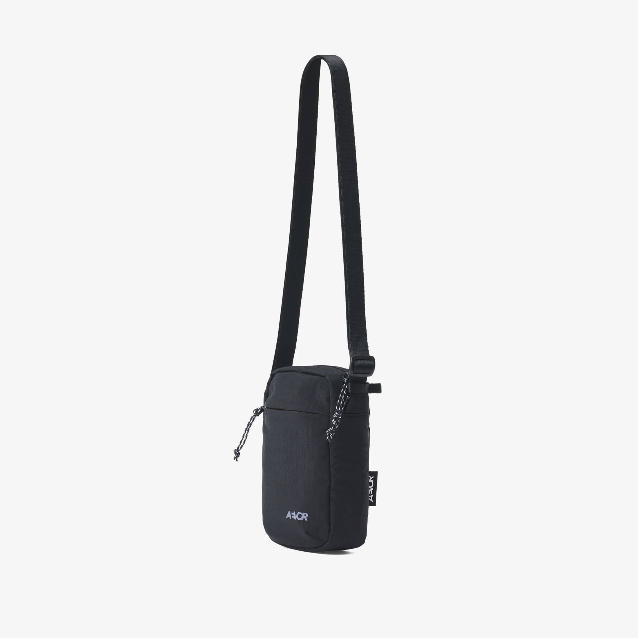 AEVOR Чанта Easy Ride Pouch Black 14 l