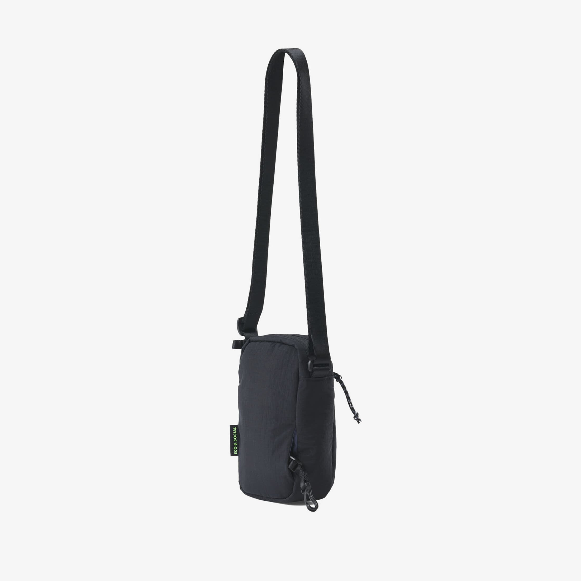 AEVOR Чанта Easy Ride Pouch Black 14 l
