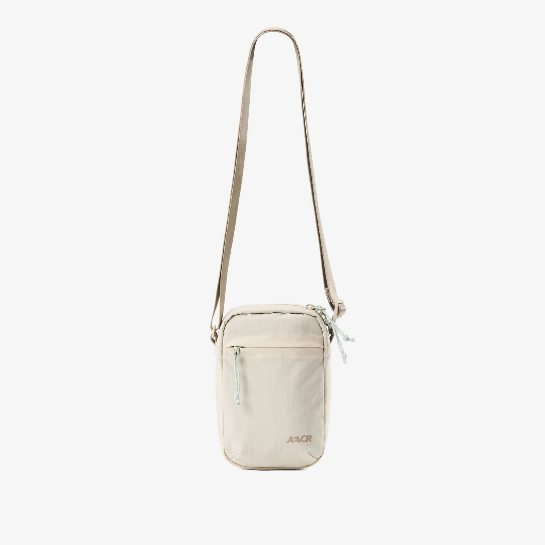 AEVOR Чанта Easy Ride Pouch Off-White 14 l