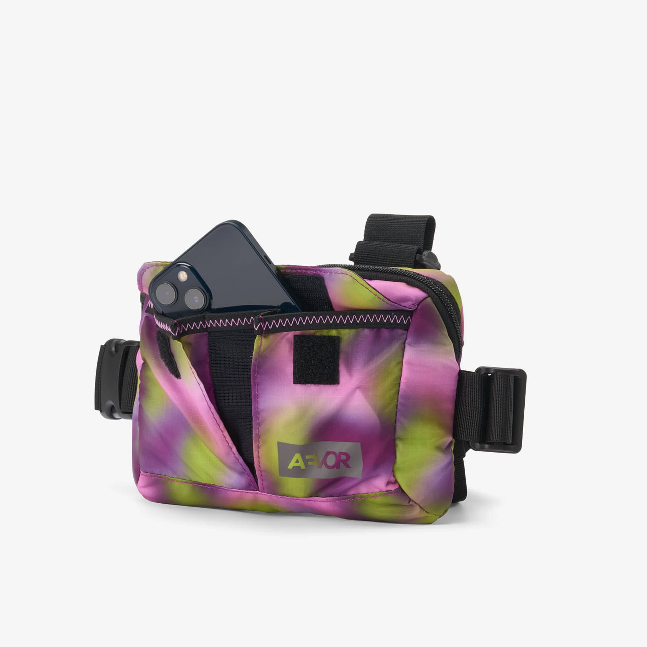 AEVOR Чанта Front Pack Ripstop Psychedelic Slush 15 l