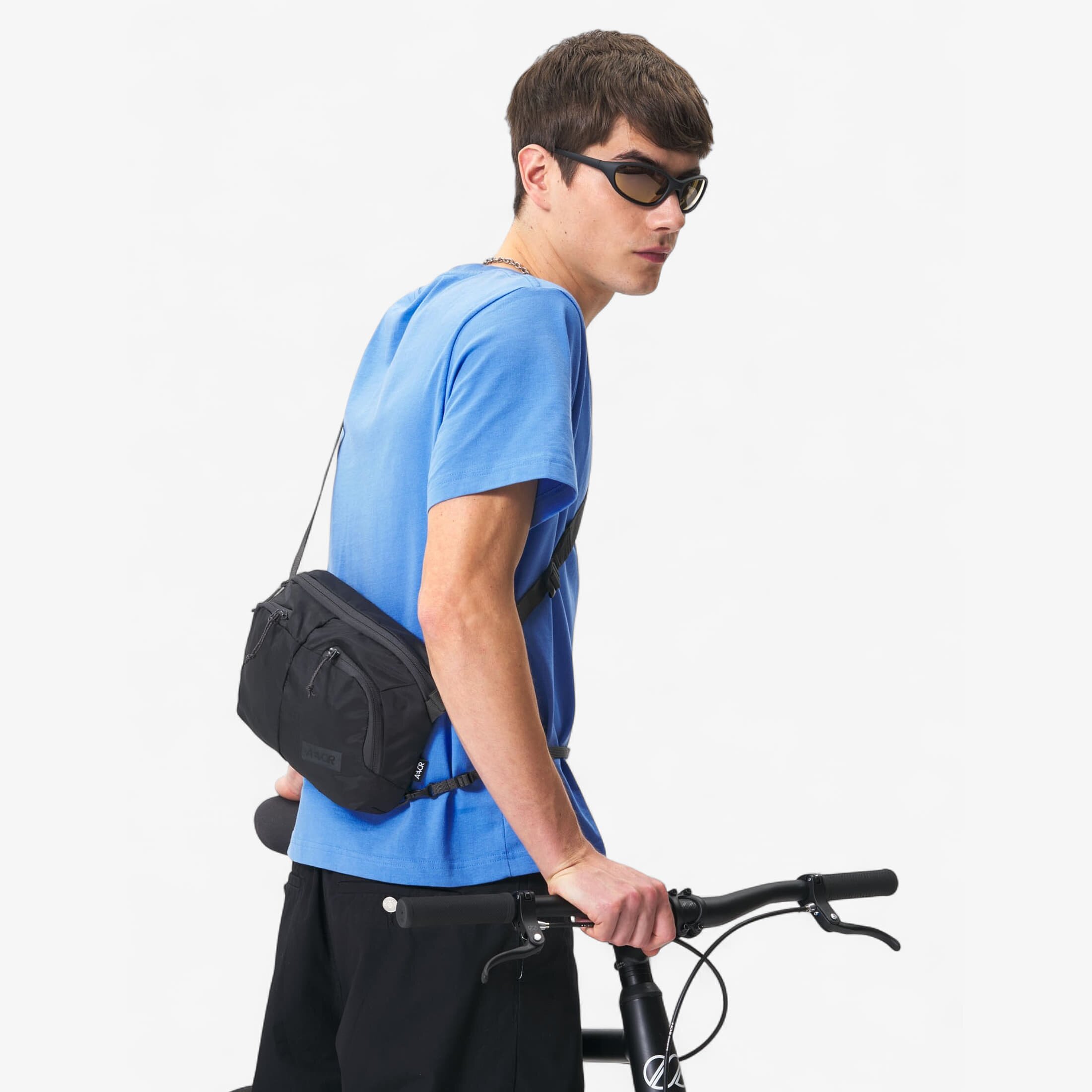 AEVOR Чанта Sacoche Bag Ripstop Charcoal Black